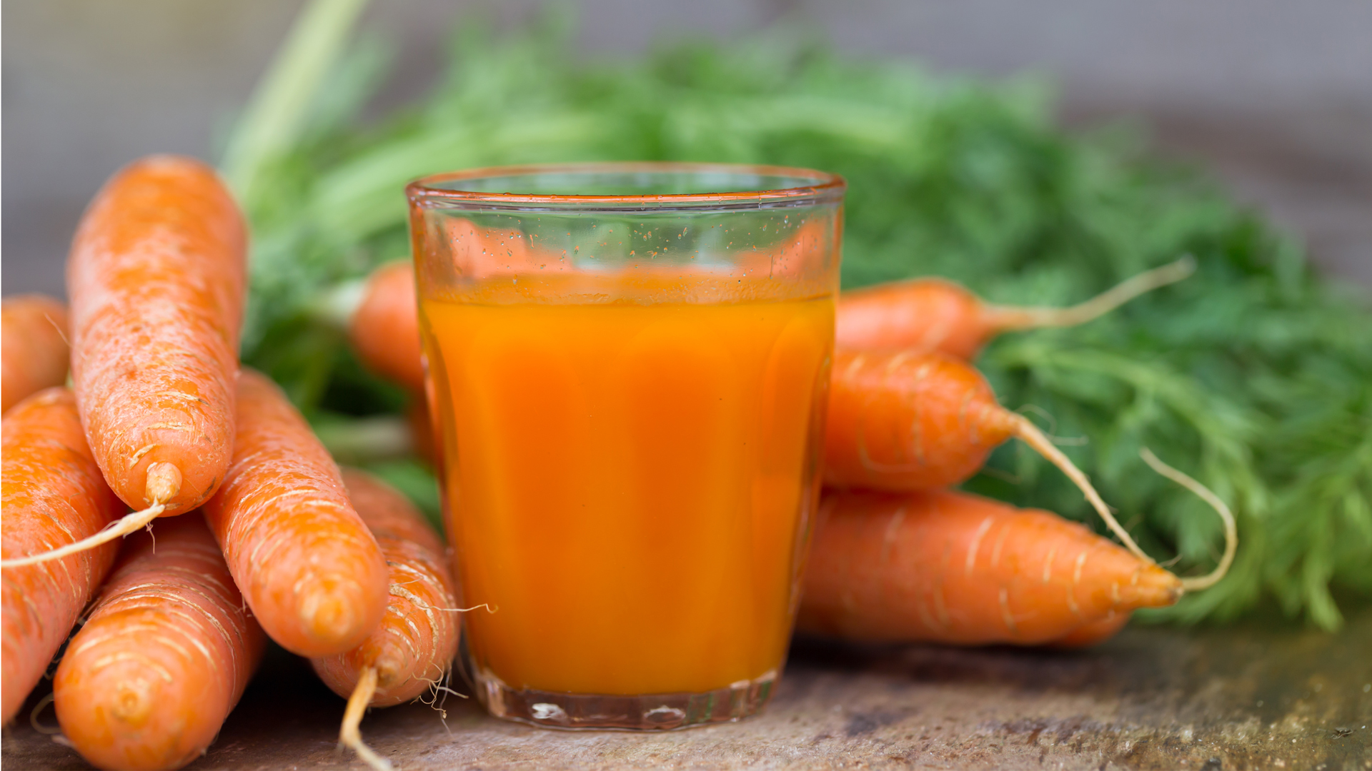 Las frutas y hortalizas de color rojo, naranja y amarillo son una fuente natural de vitamina A (Getty Images)
