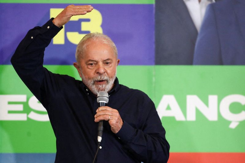 Lula dijo que espera que Bolsonaro lo llame si gana las elecciones presidenciales (REUTERS/Carla Carniel)