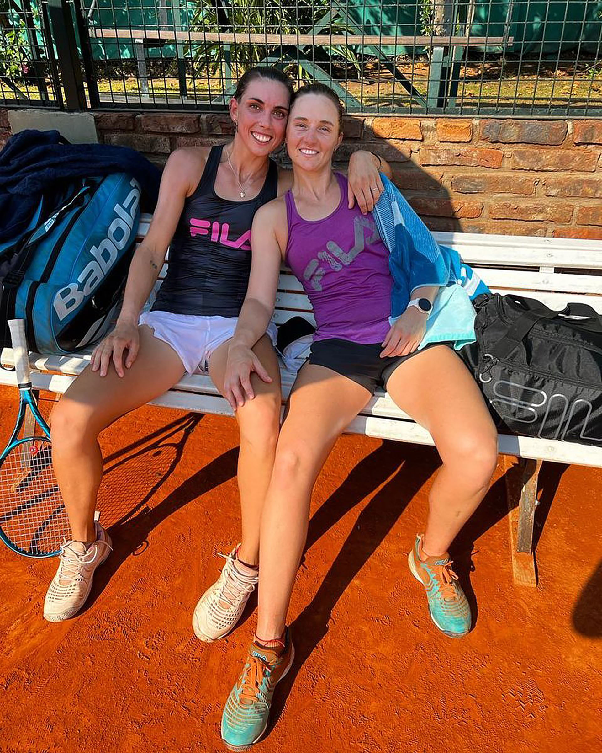 Nadia Podoroska y Guillermina Naya: ambas se respaldan en su carrera en el tenis