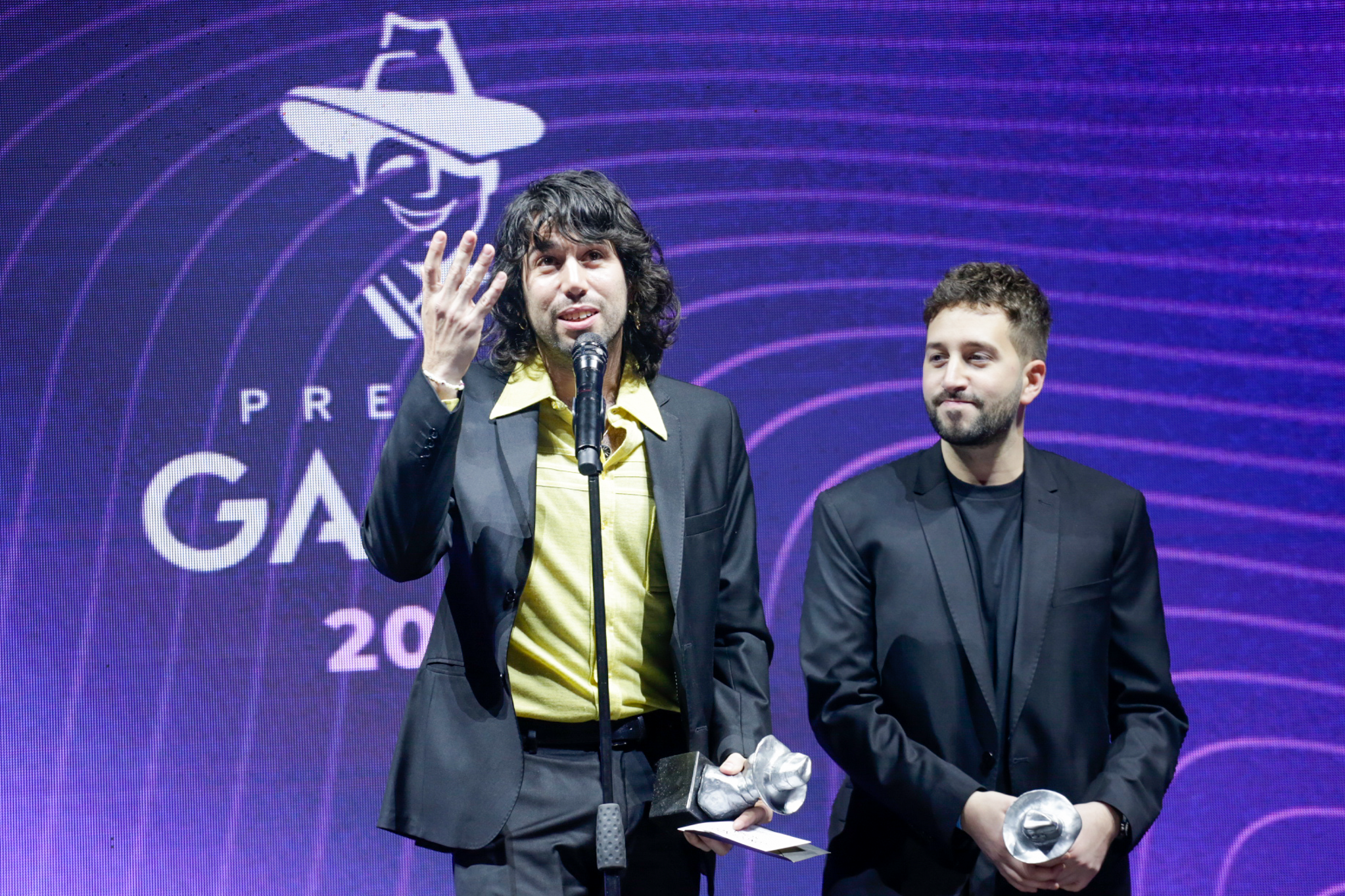 La dirección - Conociendo Rusia ganó como Mejor álbum de artista rock (Prensa: Premios Gardel)