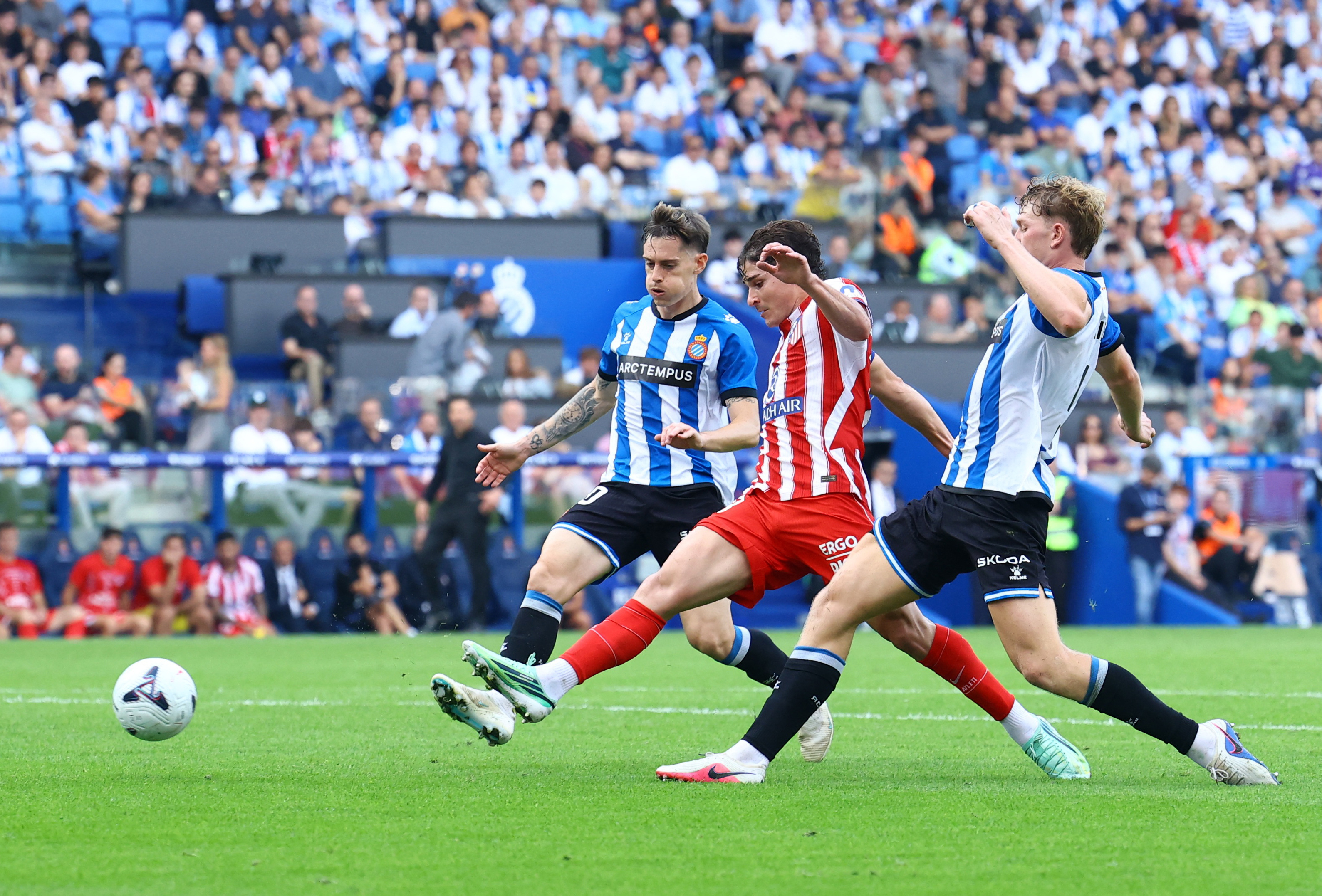 La chance que fall&oacute; Juli&aacute;n &Aacute;lvarez sobre el final y la alarmante estad&iacute;stica con Atl&eacute;tico Madrid: lleva 5 meses sin anotar goles