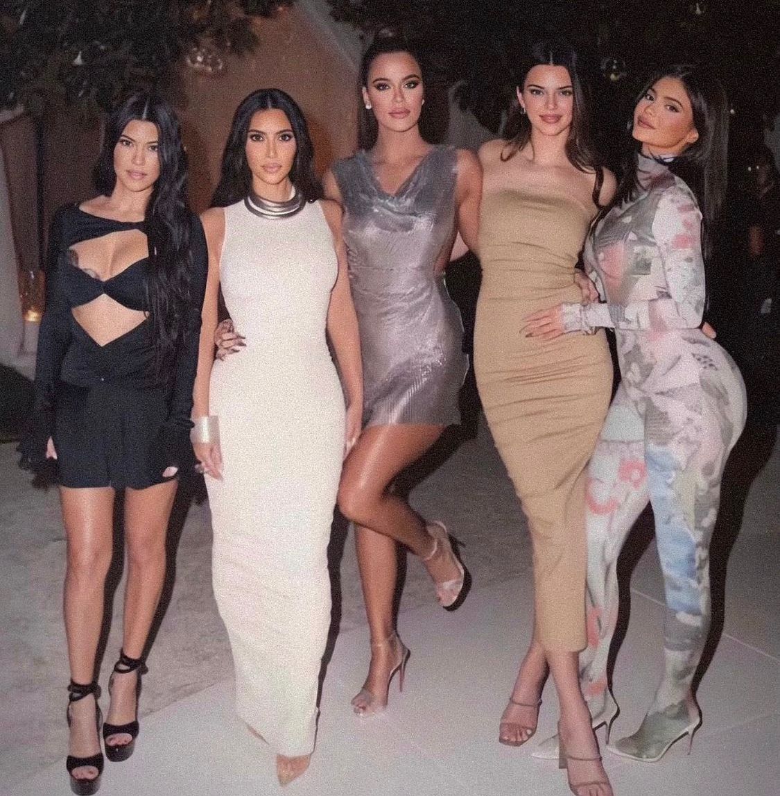 Las hermanas son un grupo femenino muy importante en Estados Unidos 
(Foto: Instagram/@kimkardashian)