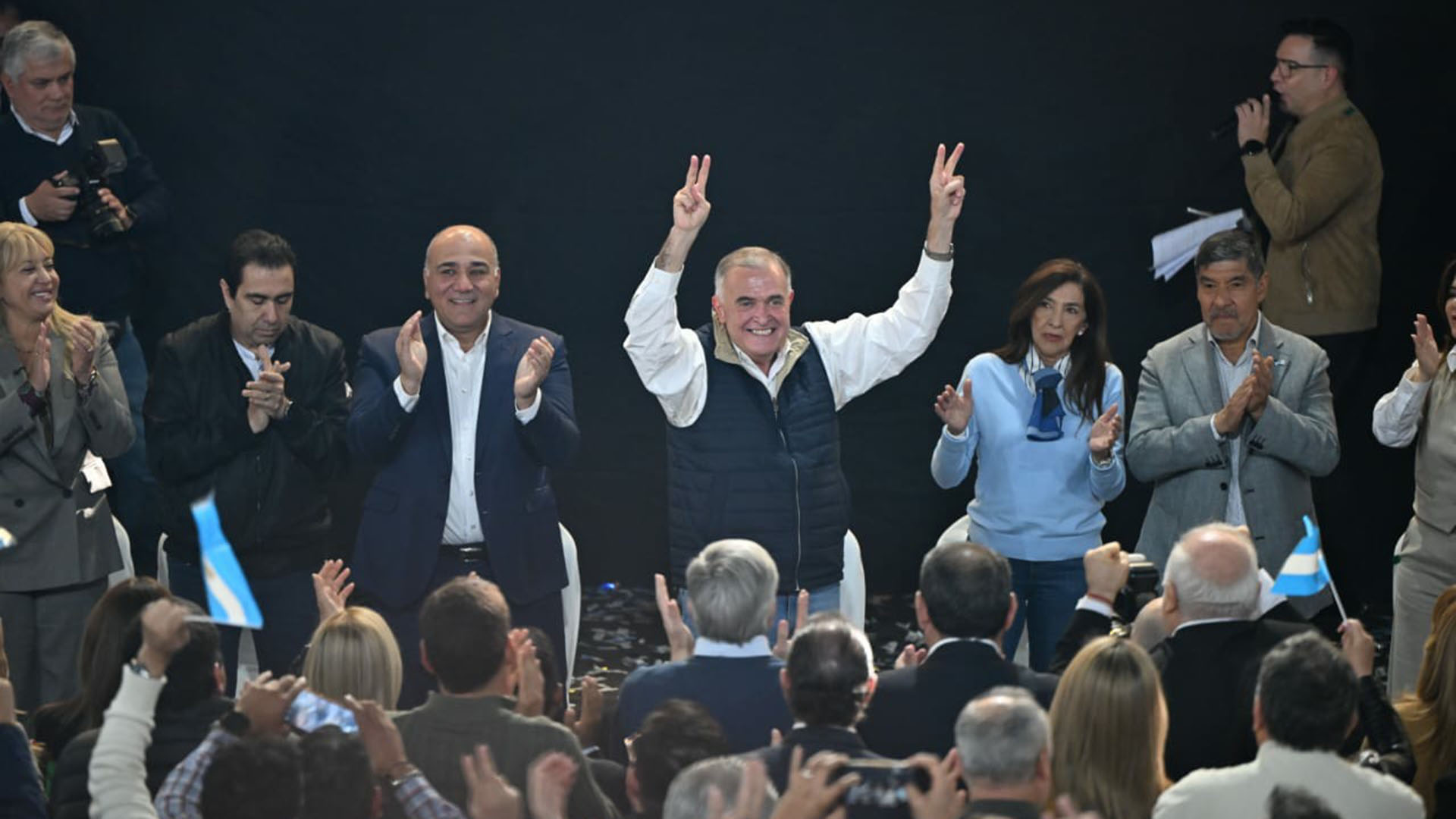 El peronismo pactó la unidad en Tucumán y el gobernador Osvaldo Jaldo encabezará la lista de diputados