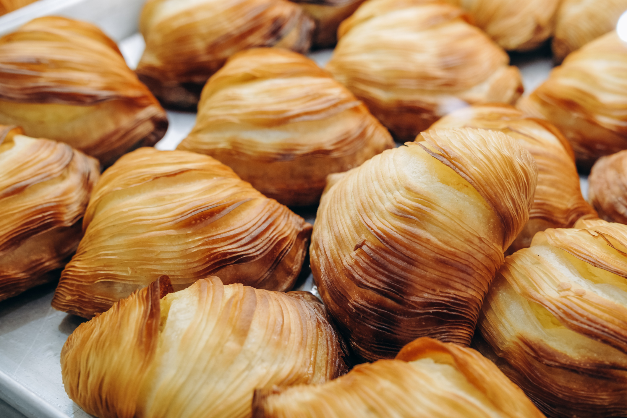 La plataforma recopiló reseñas de millones de usuarios y elaboró un ránking de las ciudades donde mejor se come, según los usuarios (Getty Images)