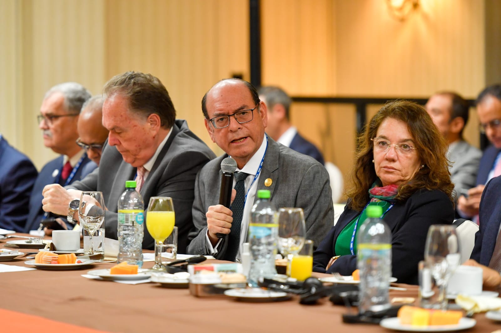 El canciller peruano participó en reunión de alto nivel para abordar la situación en Nicaragua.