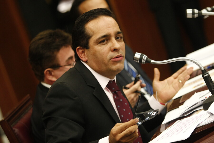 “La reforma a la salud no se aplazará a la próxima legislatura”: presidente del Congreso, Alexander López