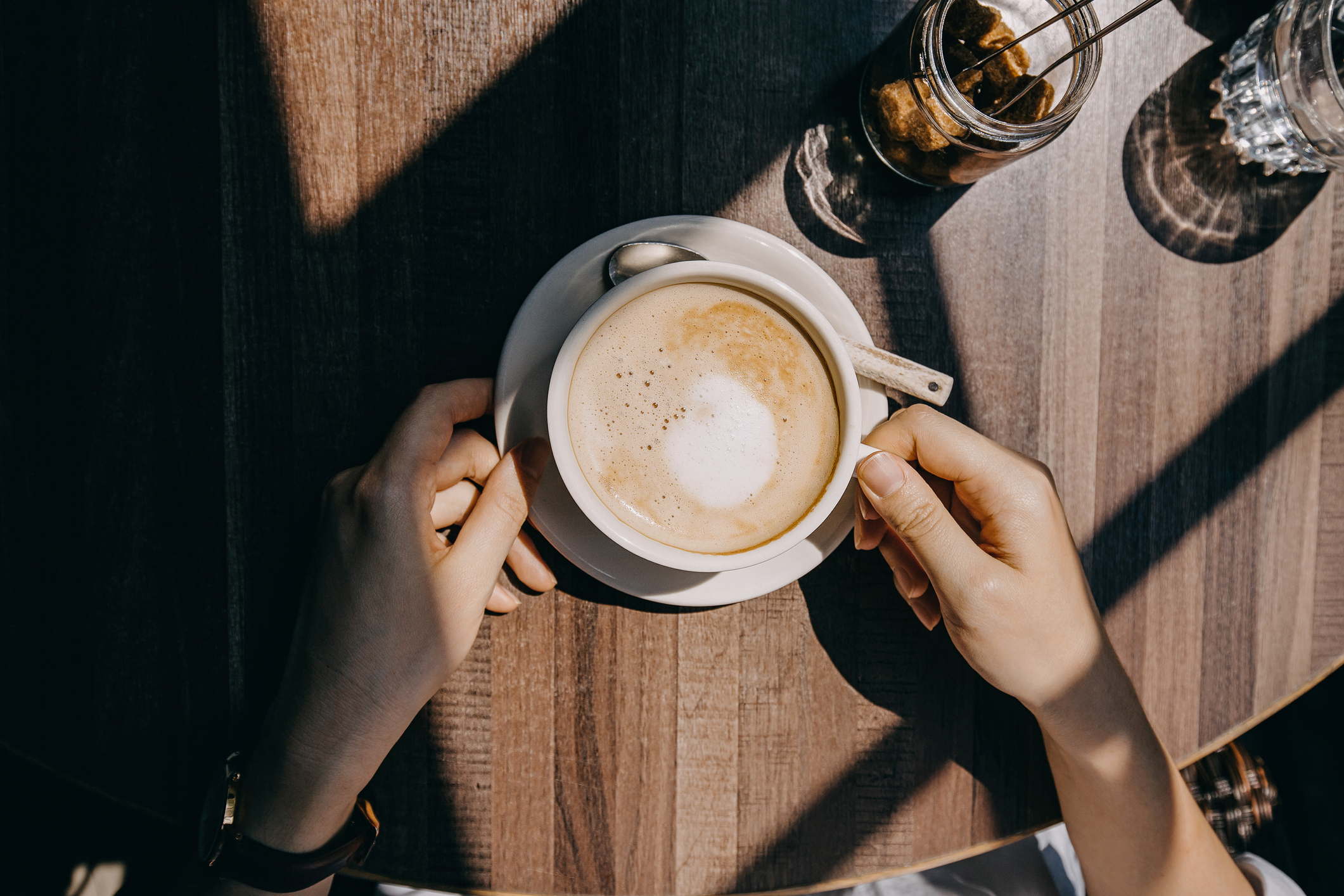 difícil llegada Analítico Cinco beneficios de tomar una taza de café por la mañana - Infobae