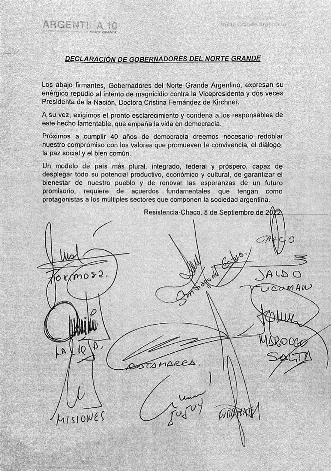 La firma de Morales y Valdés de apoyo a Cristina Kirchner.
