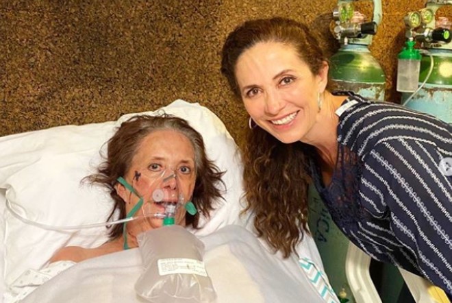Cecilia Romo ha tenido que soportar una larga estancia de internamiento por el COVID-19 (Foto: Instragram @claudiaromoedelman)