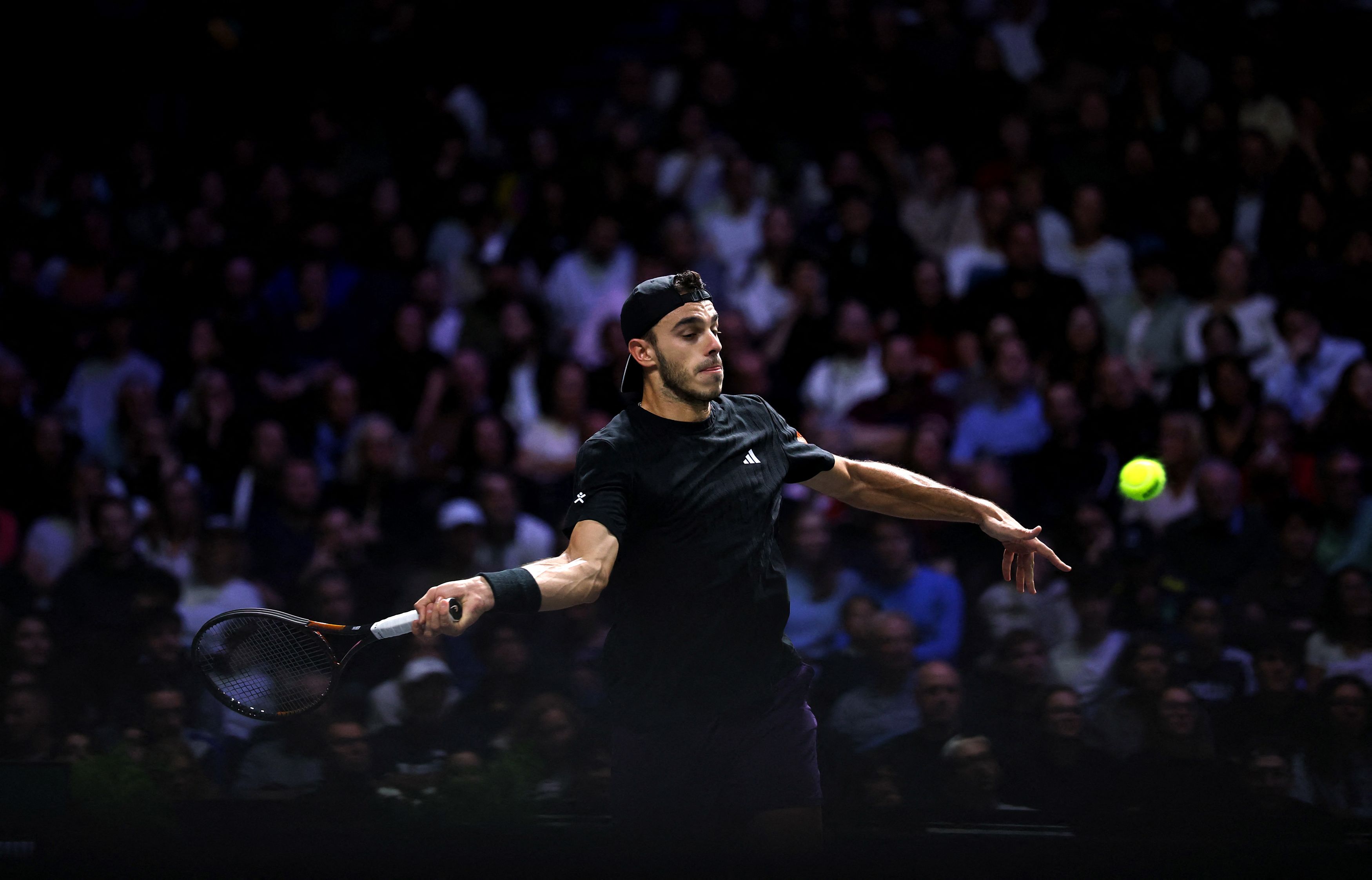 Johnny Depp dona 56.000 euros a un centro musical de Valencia que fue arrasado por la DANA