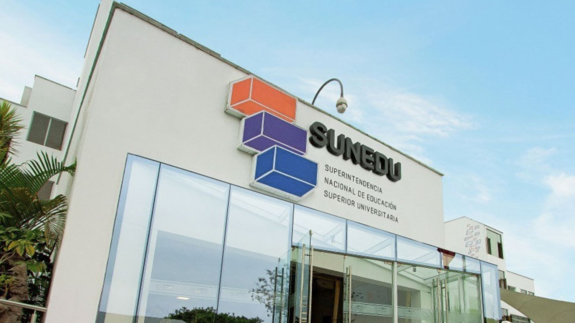 Sunedu exhortó a las universidades a seguir trabajando en la calidad de los programas de medicina (Andina)