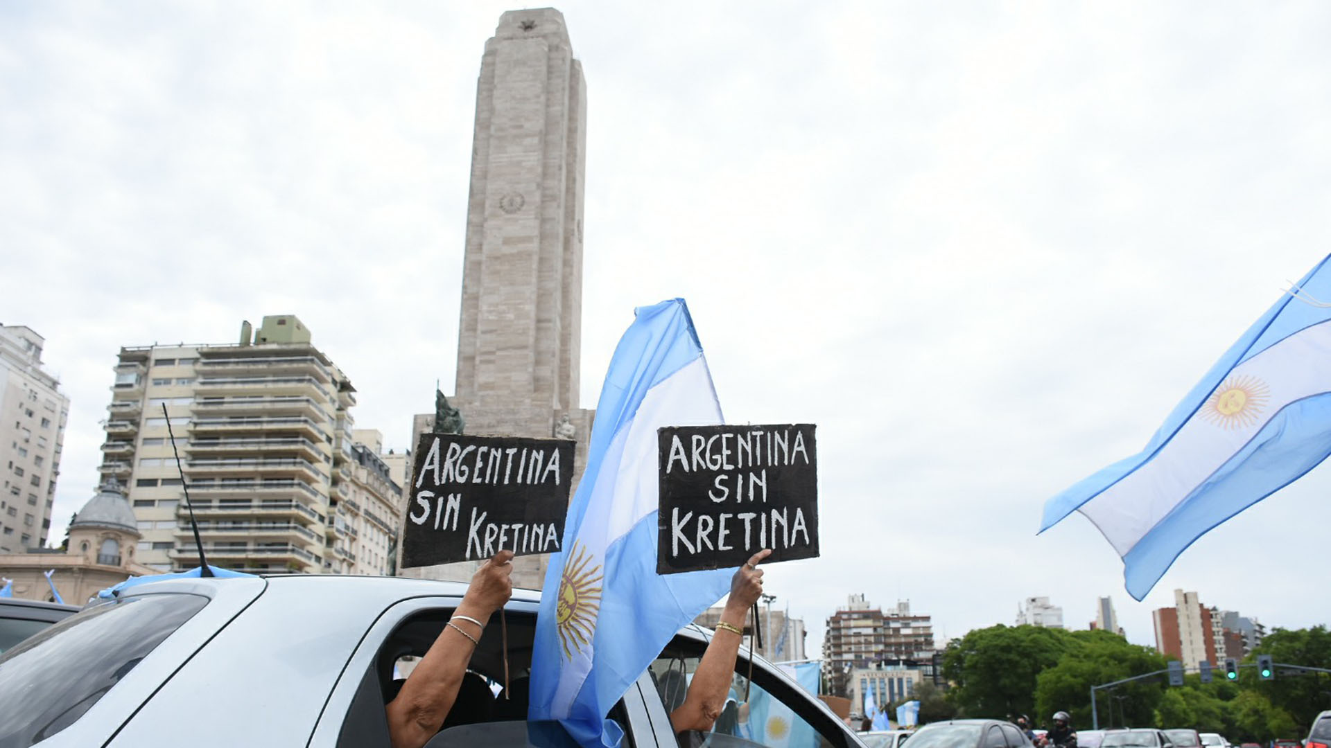 El Monumento Nacional a la Bandera epicentro del reclamo en Rosario