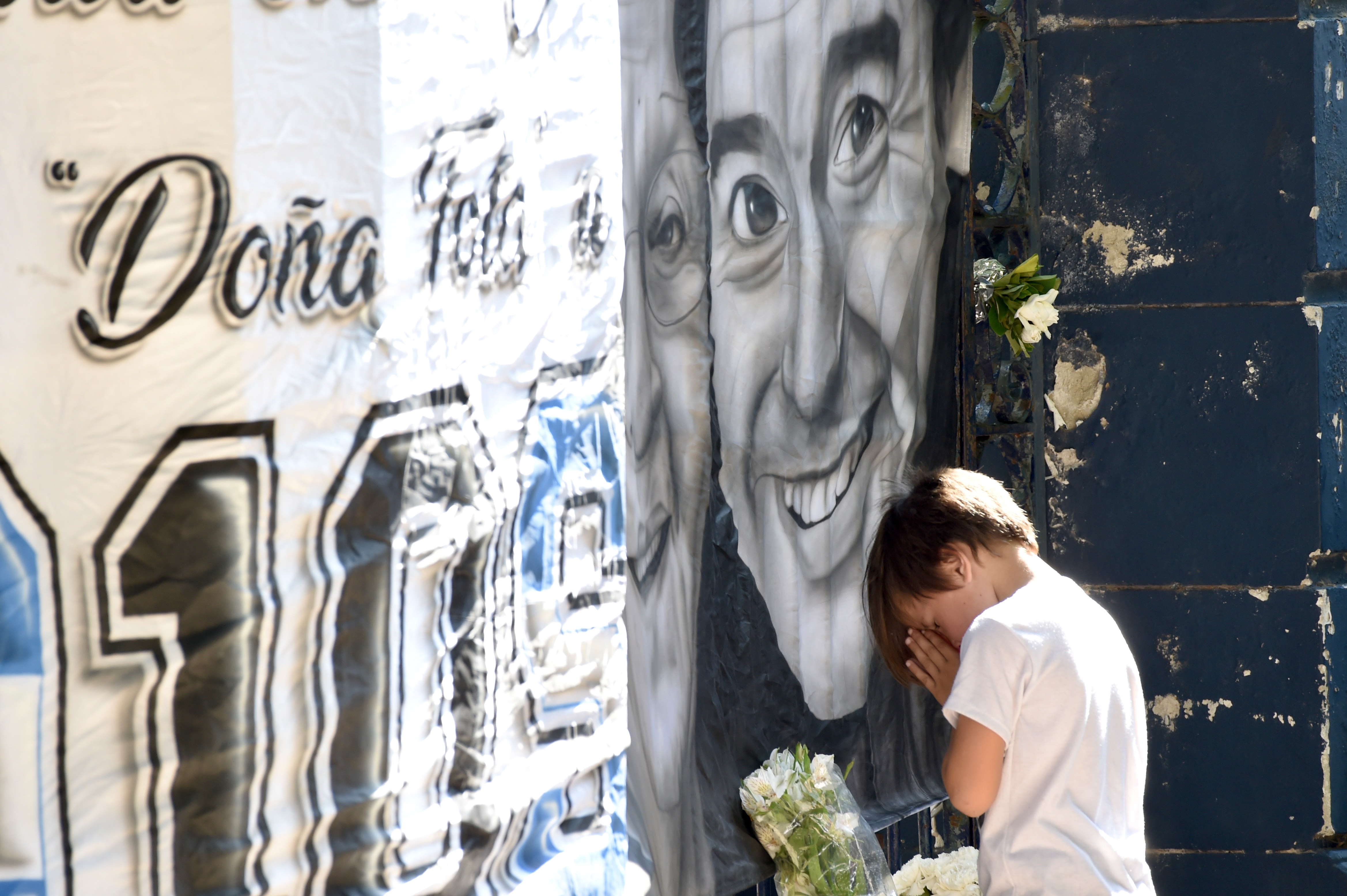 El homenaje de un pequeño hincha en La Plata (aglaplata)