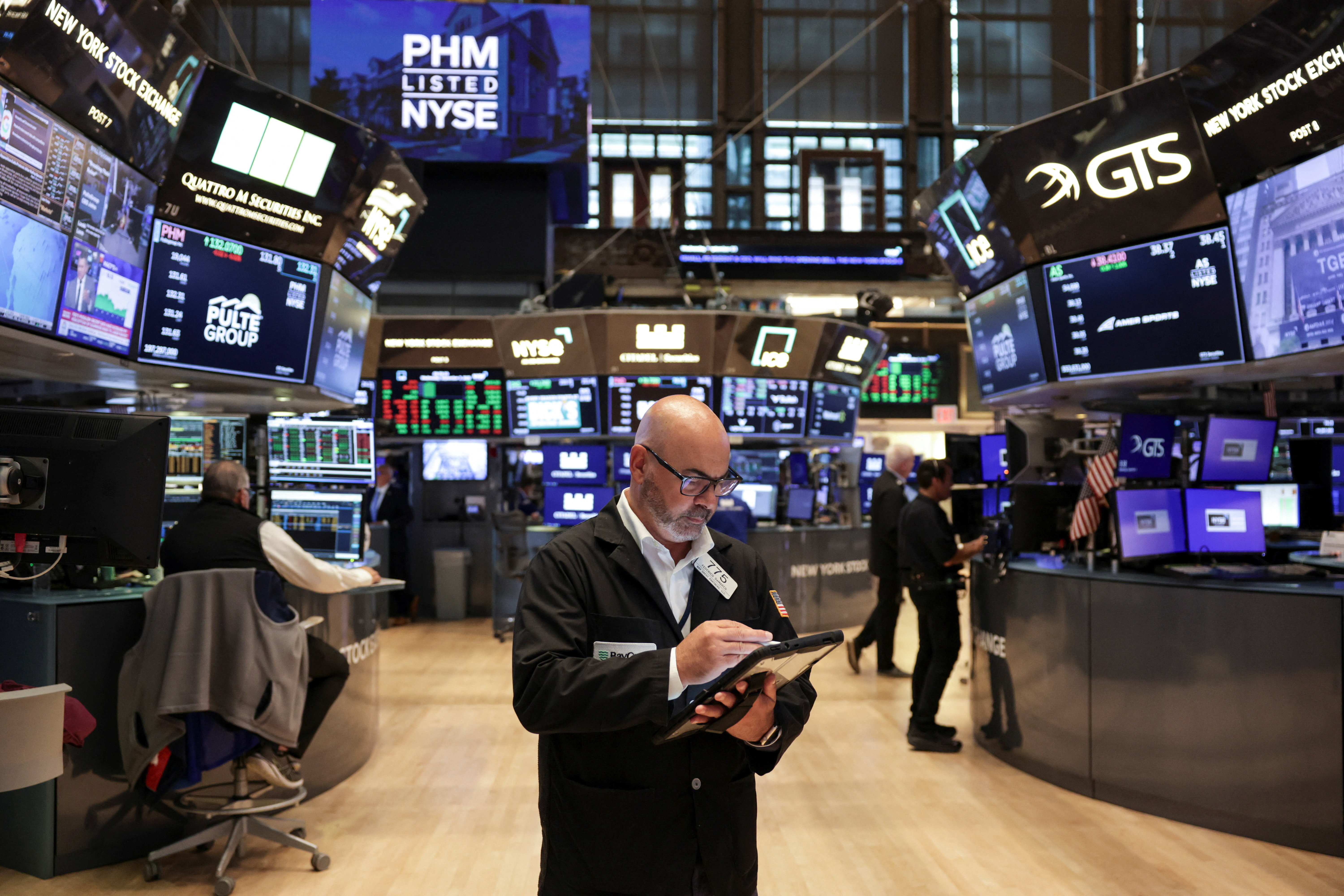 Mercado poselectoral: las acciones argentinas caen hasta 15% en el premarket de Wall Street y los bonos más de 8%