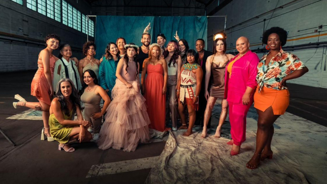 Maluma estrenó “La Reina”: estas son las historias detrás de las mujeres que aparecen en su video