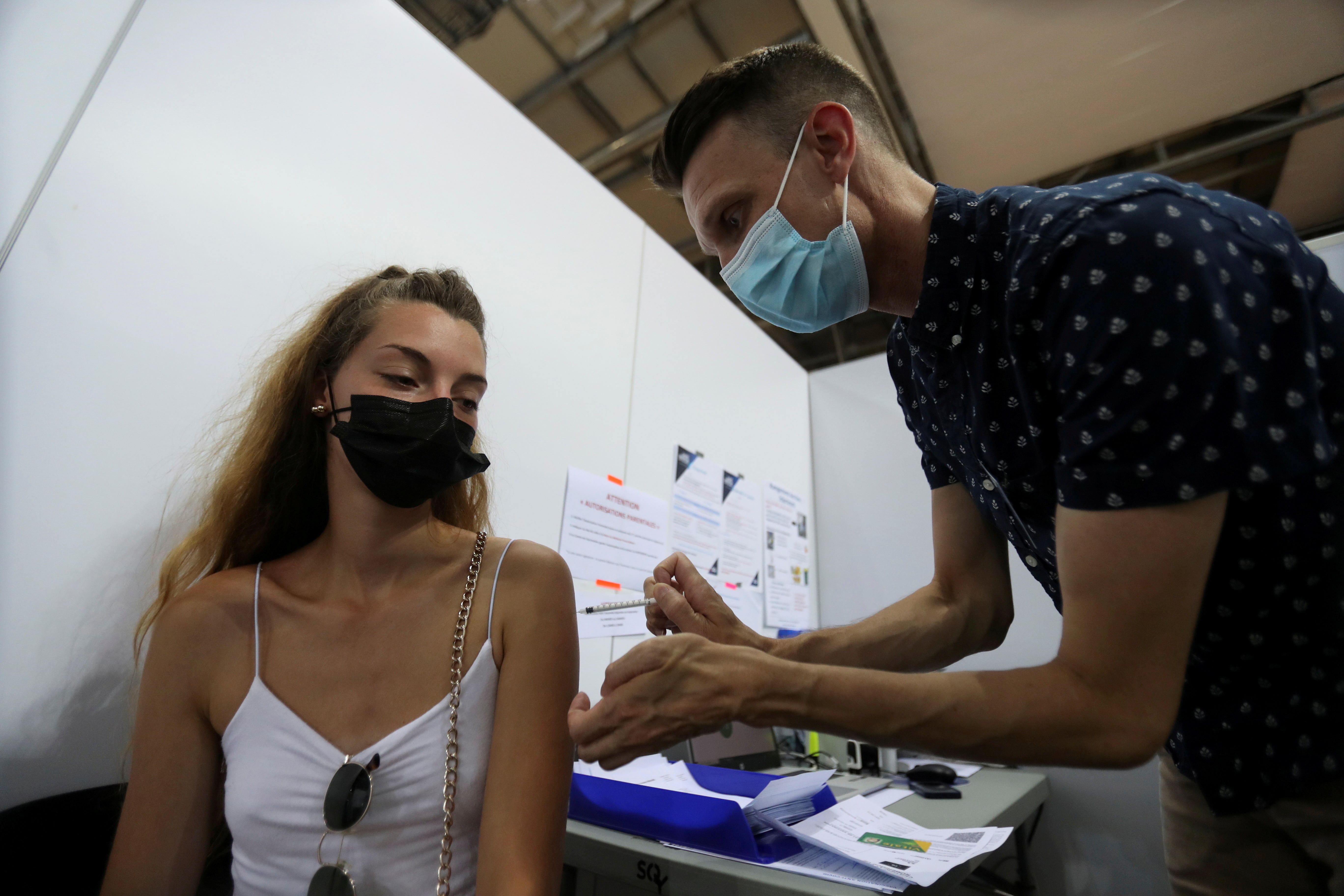 Vacunación en Francia (REUTERS/Sarah Meyssonnier)