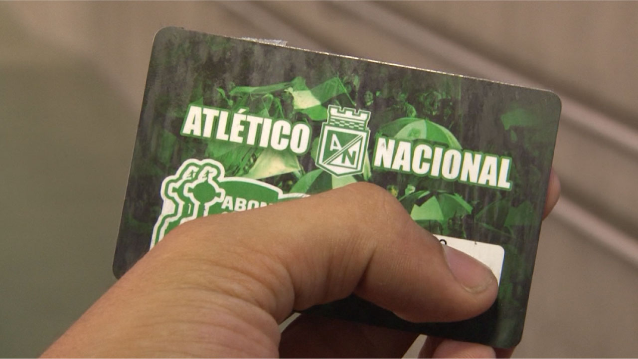 La hinchada de Atlético Nacional está furiosa con las directivas del equipo por el precio de los abonos del próximo semestre de competencias. Imagen: Archivo.