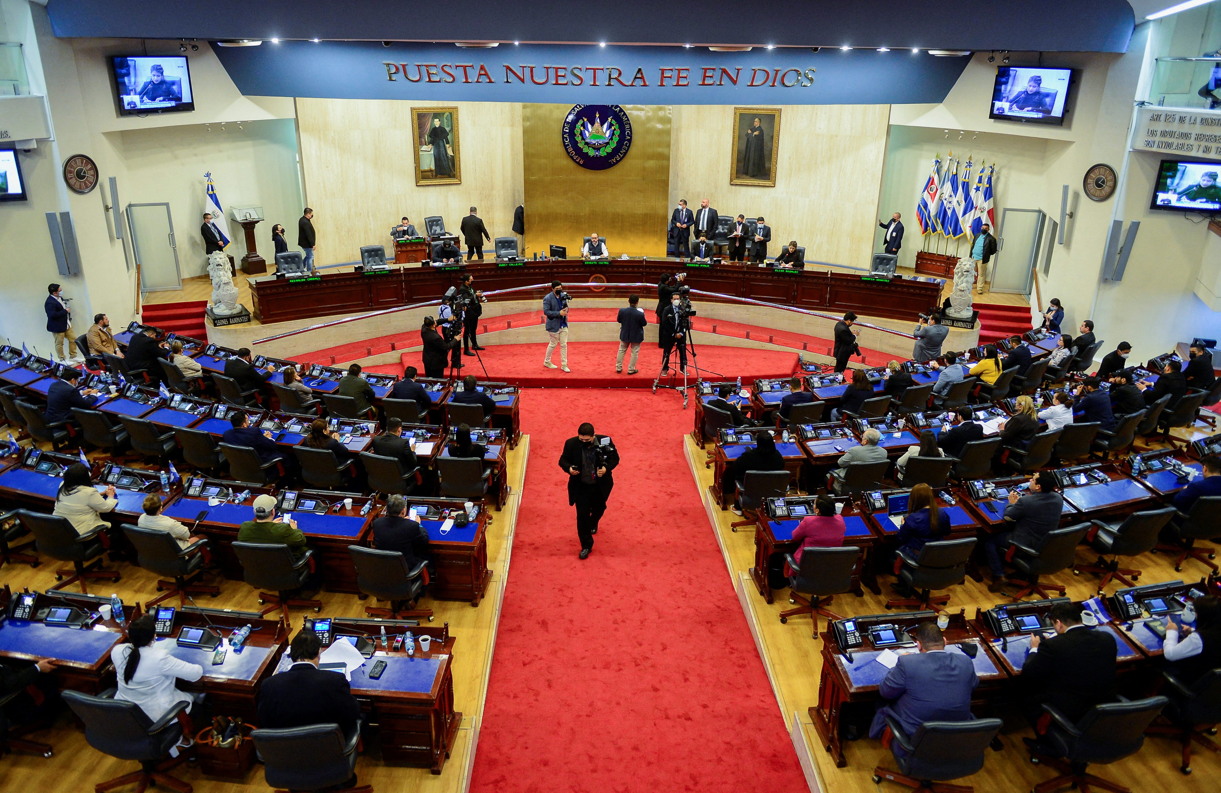 El Congreso de El Salvador aprobó el estado de excepción a pedido de Nayib Bukele (REUTERS/Jessica Orellana)