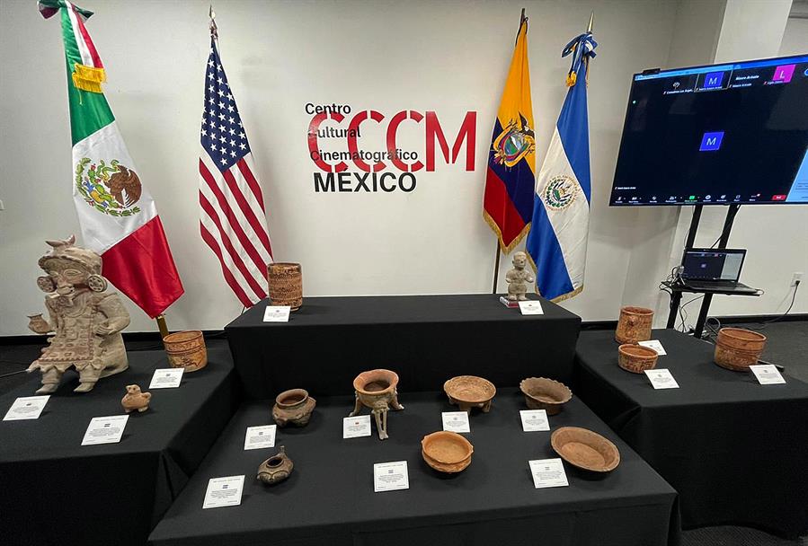 Los especialistas determinaron que 12 de dichas piezas son originarias de culturas de El Salvador y 3 piezas de Ecuador.
(Foto: INAH)