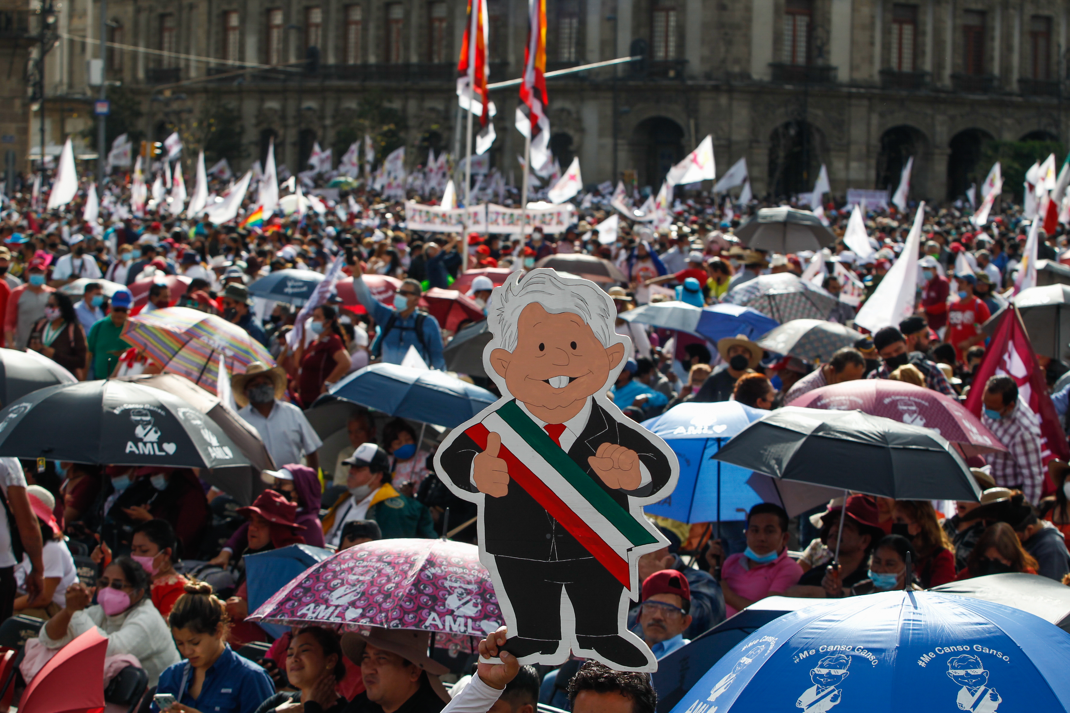 El legislador de Regeneración Nacional destacó que en la movilización del domingo irán en bloques (Foto: Karina Hernández / Infobae)