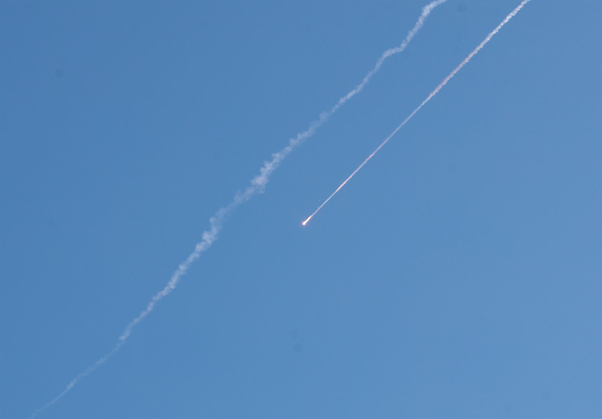 Estados Unidos acus&oacute; a Ir&aacute;n de romper el alto el fuego al lanzar un misil contra Kuwait y cinco drones hacia el estrecho de Ormuz