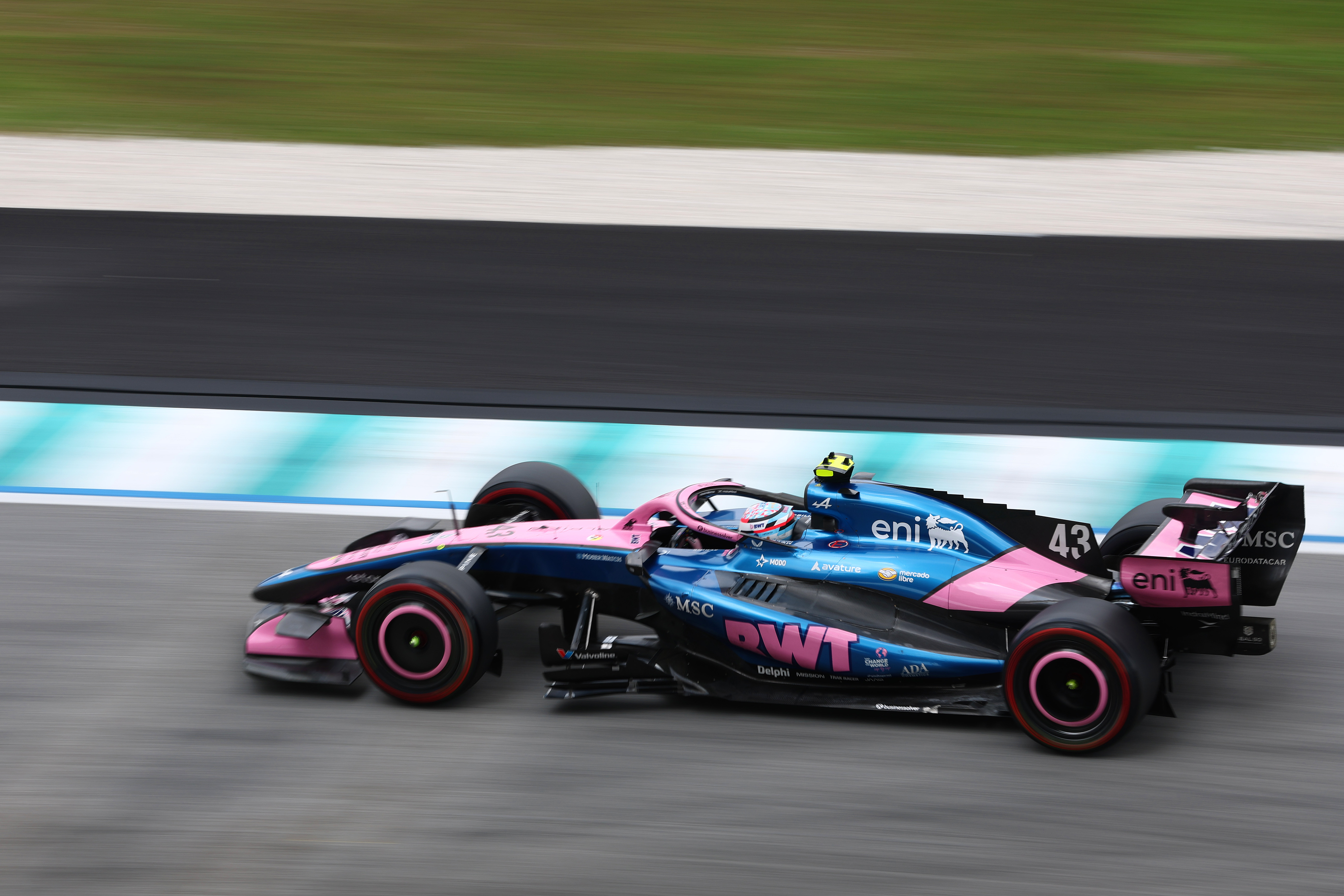 Franco Colapinto afronta la &uacute;nica pr&aacute;ctica antes de la clasificaci&oacute;n de la Sprint del GP de Singapur de la F1