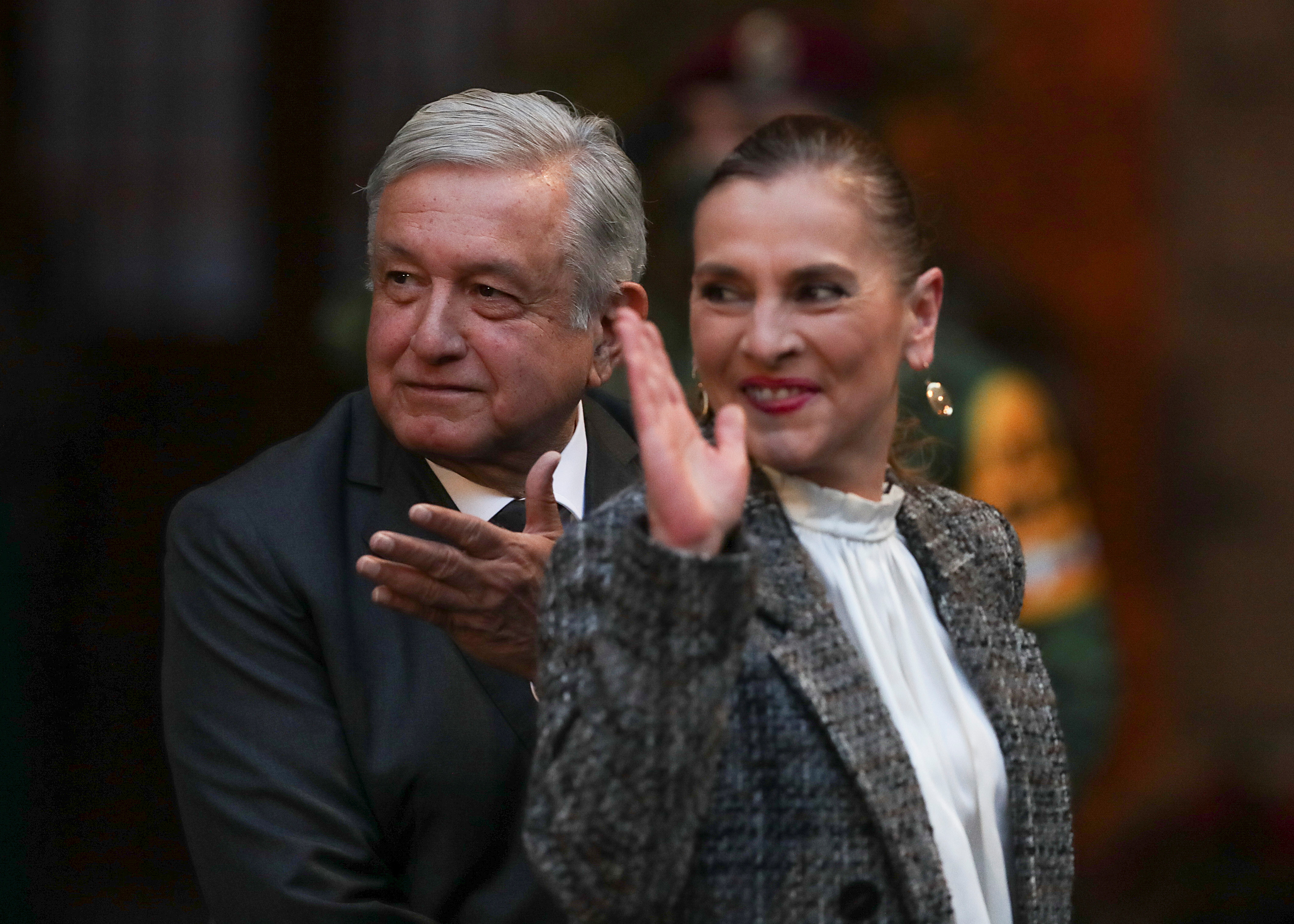 López Obrador llegando a Palacio Nacional para dar su informe (Foto: Reuters / Henry Romero)
