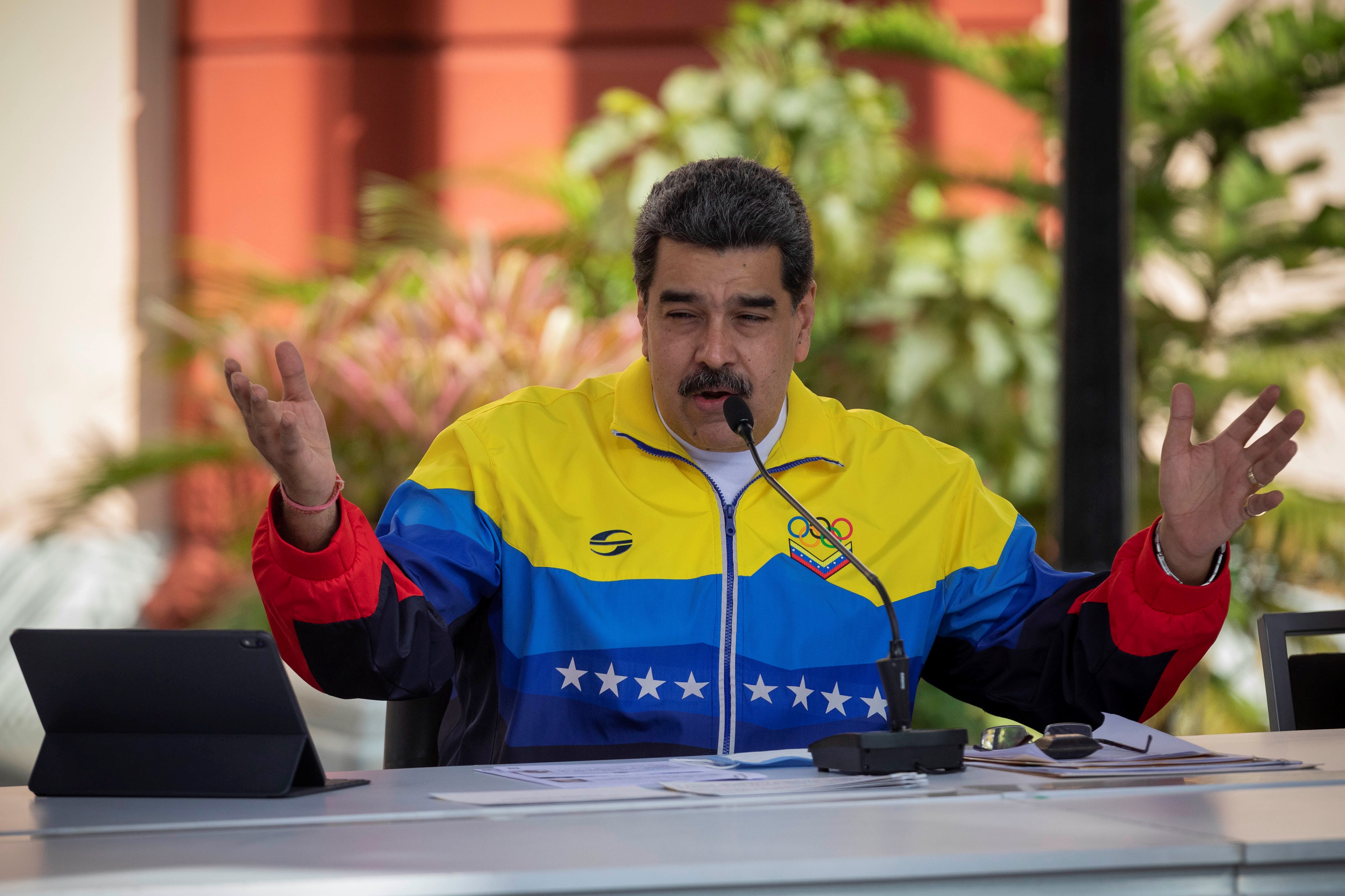 Nicolás Maduro aseguró que se está trabajando con el Gobierno de Pedro Castillo para capturar a 'El Coqui'. EFE/Rayner Peña R.
