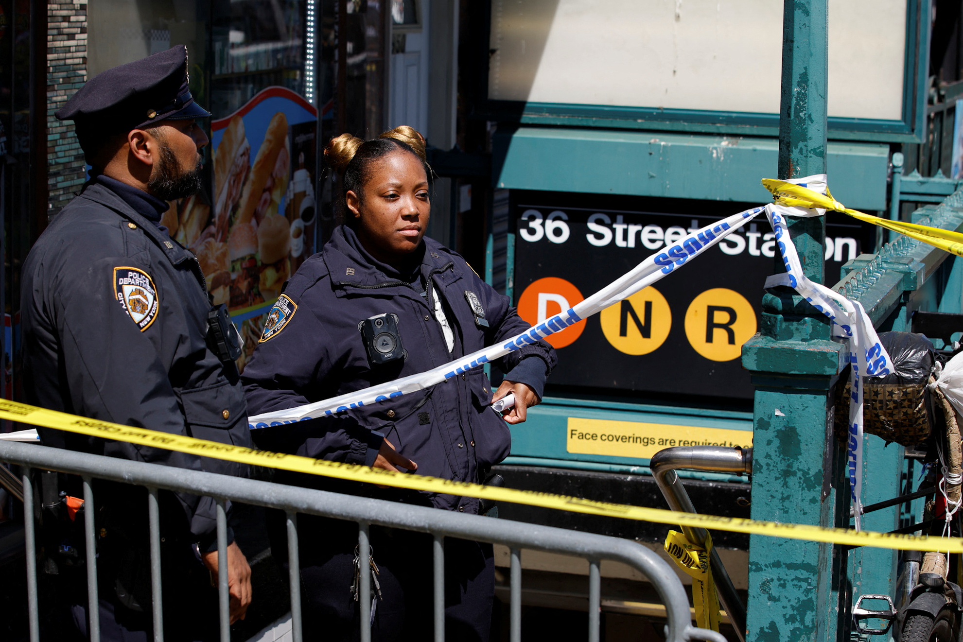 La Cámara De Seguridad Del Metro De Nueva York Donde Ocurrió El Tiroteo
