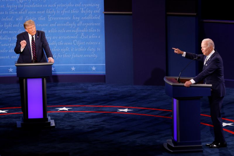 Minutos después del debate, de un extremo al otro del arco político, los medios parecieron establecer un acuerdo inusual: que ambos candidatos habían perdido (Reuters/ Brian Snyder)