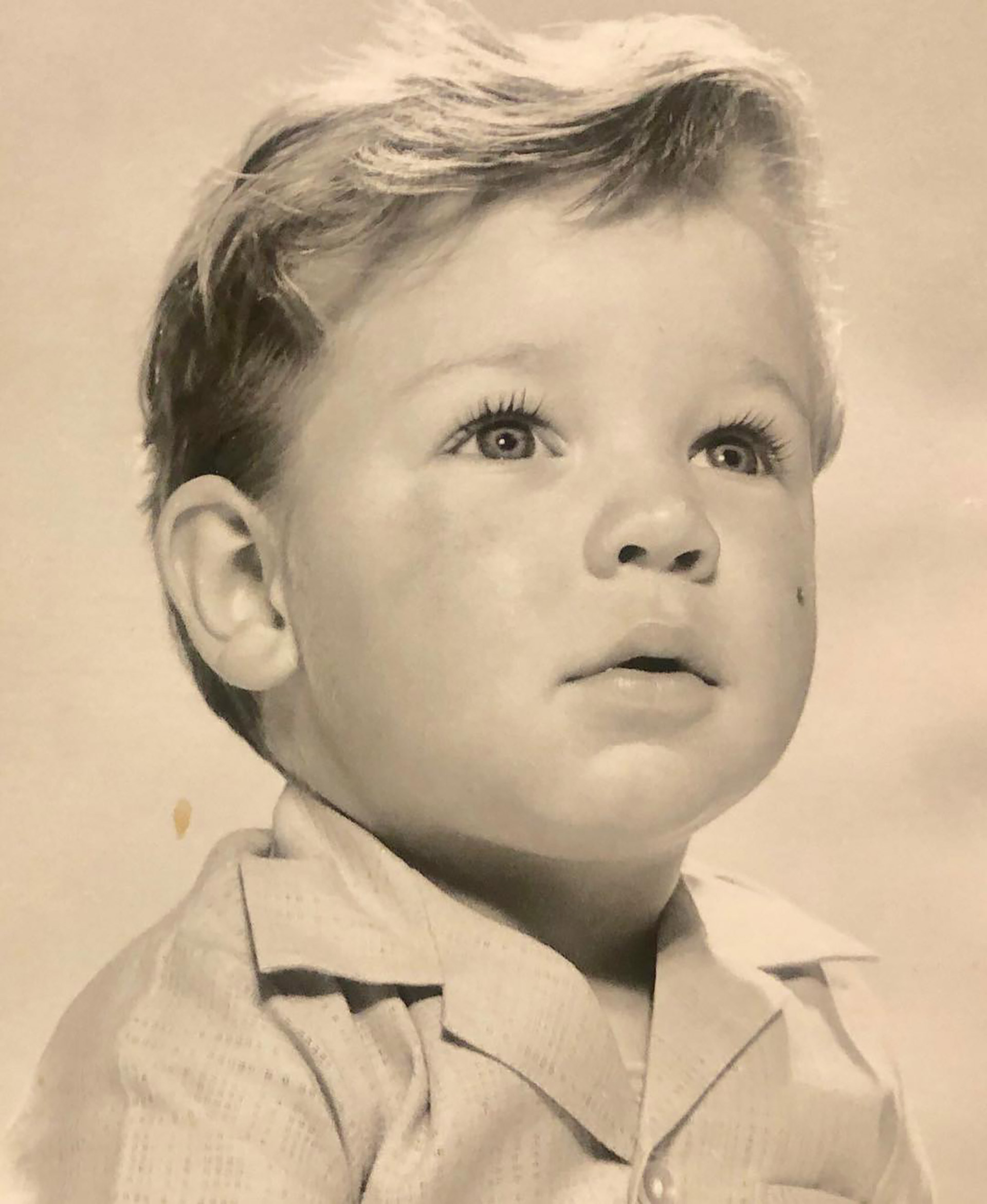Russell Crowe, de pequeño (Foto: Instagram)