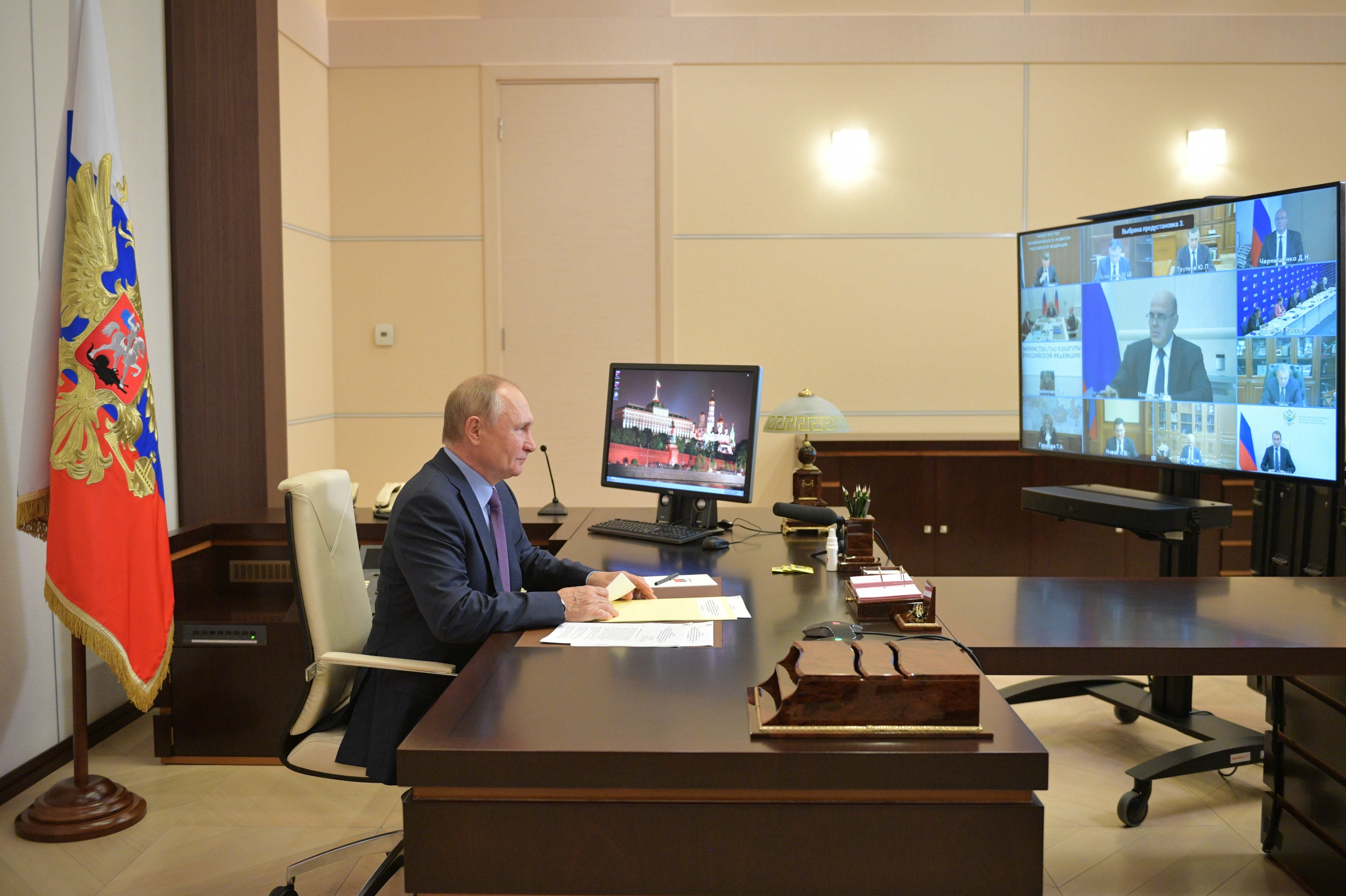 Putin suspendió algunas actividades y ha realizado otras por videoconferencia (FOTO: EFE)
