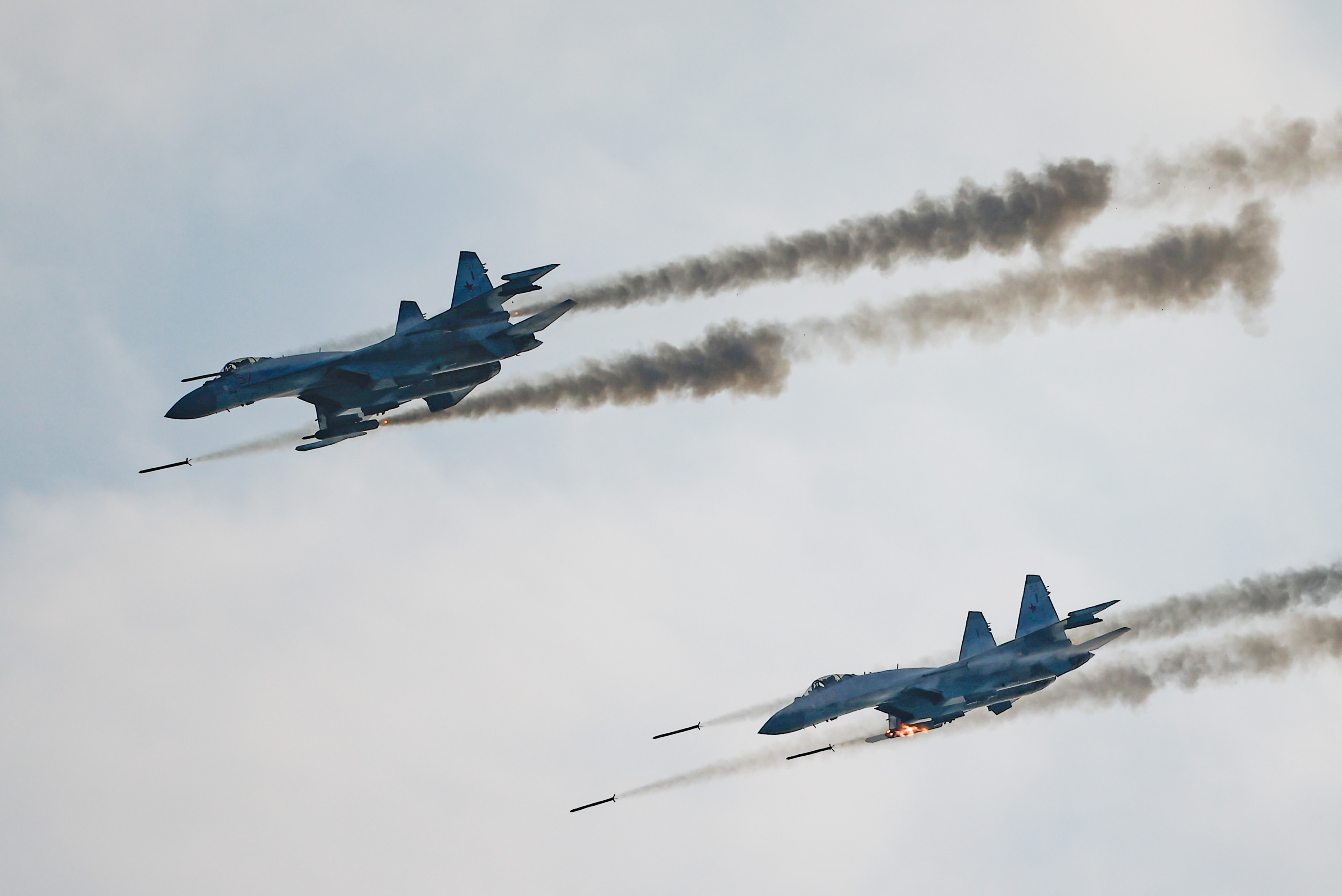 Rusia entregará a Irán cazabombarderos Su-35 (REUTERS/Maxim Shemetov)