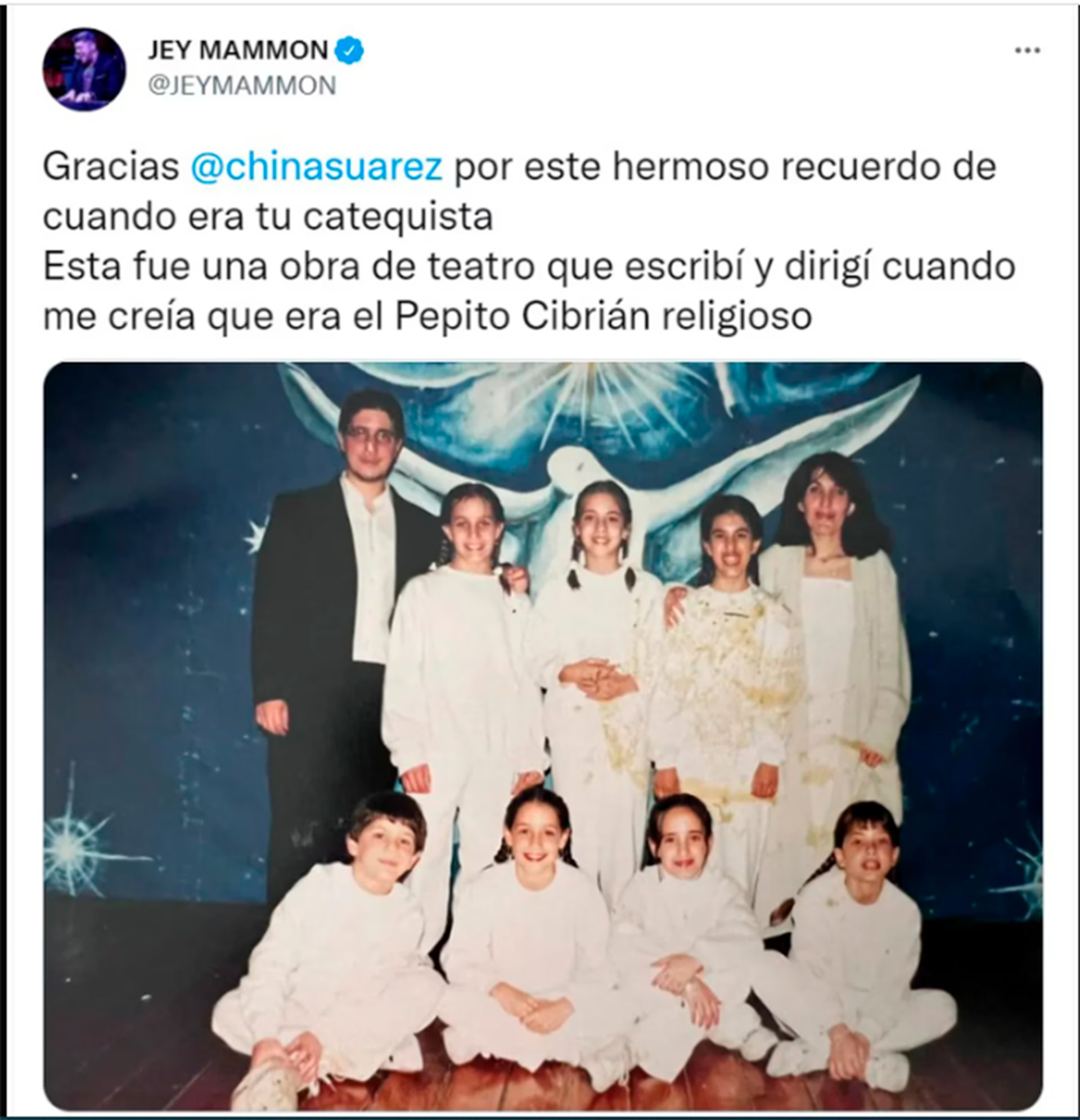El tweet de Jey Mammon para recordar sus días de catequista con La China Suárez (Foto: Twitter)