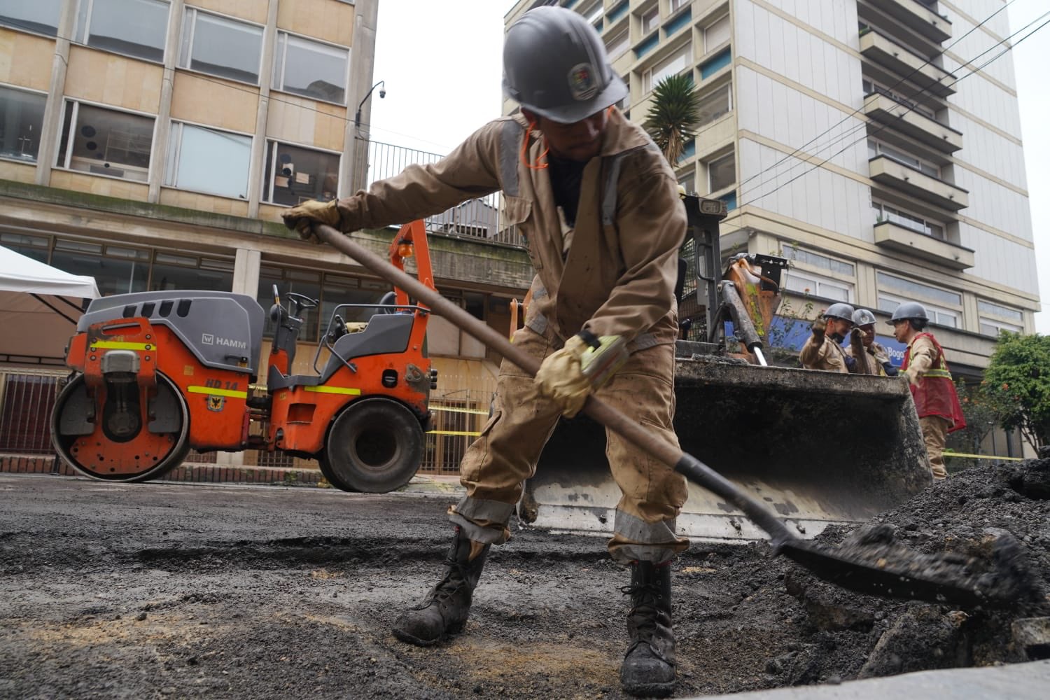 Problemas con la malla vial en Bogotá: Distrito se habría quedado sin recursos para culminar las obras de mejoramiento