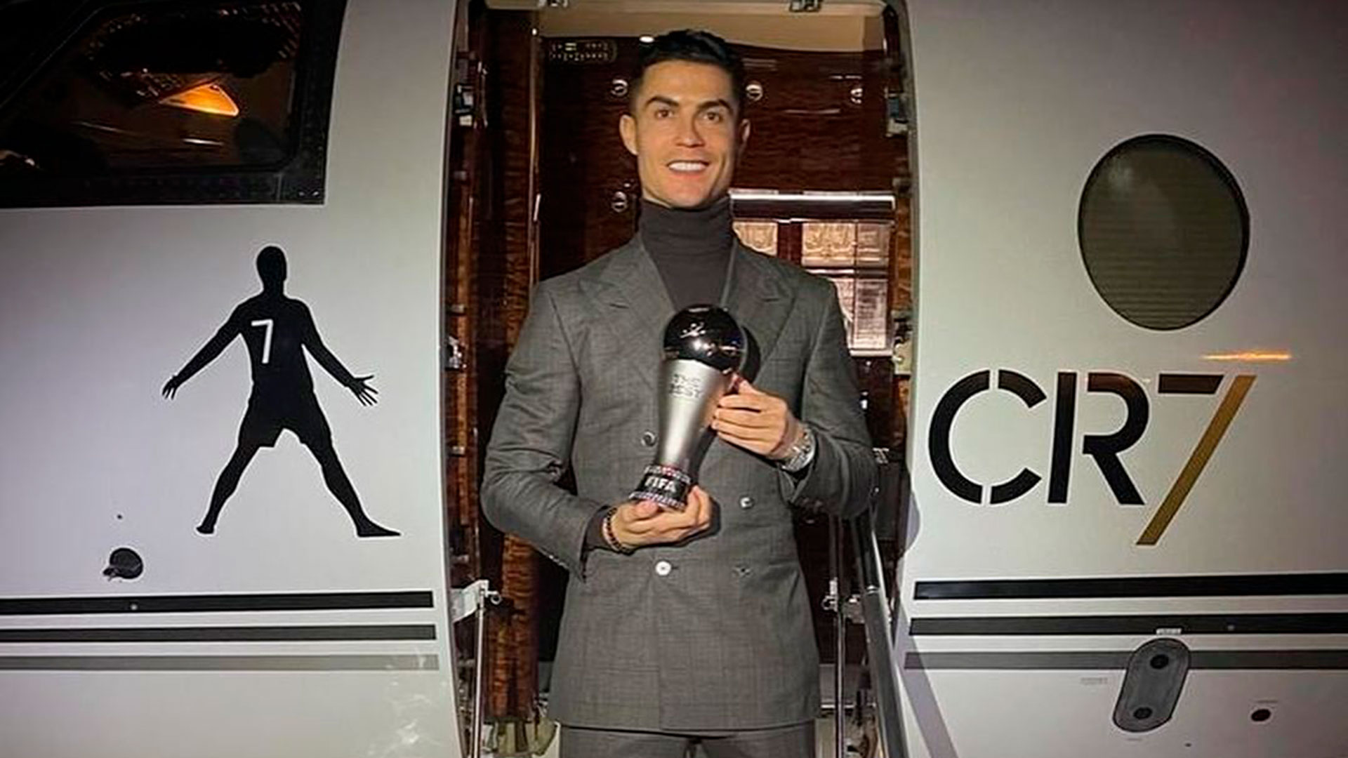 Cristiano Ronaldo vende su impresionante avión privado: cuánto vale 