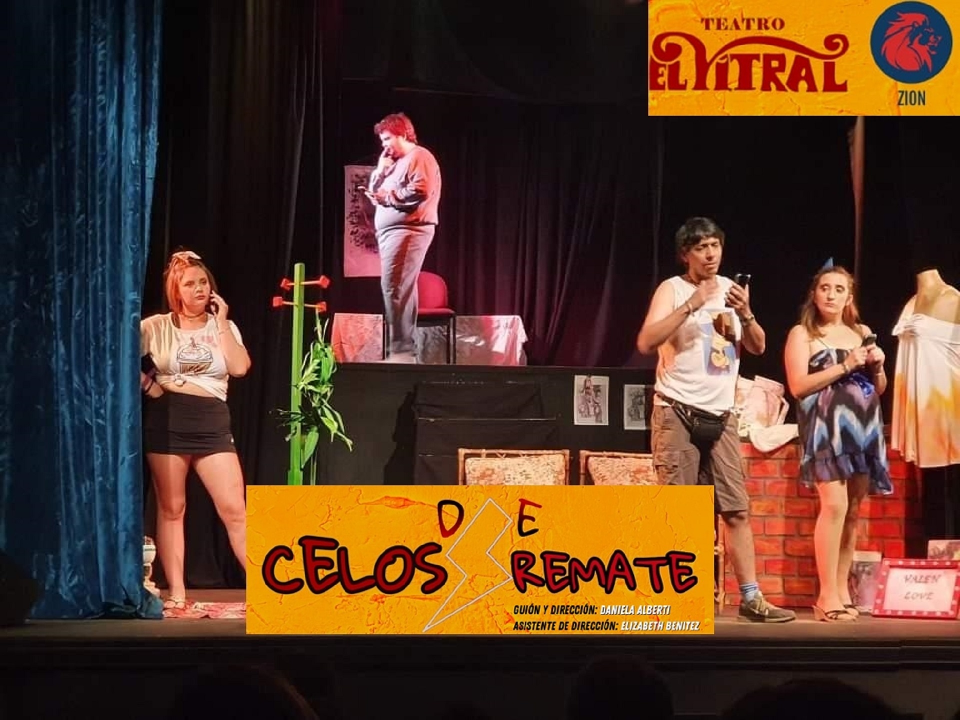 El elenco de "Celos de remate" sobre el escenario del Teatro Vitral (Ariel Vázquez)