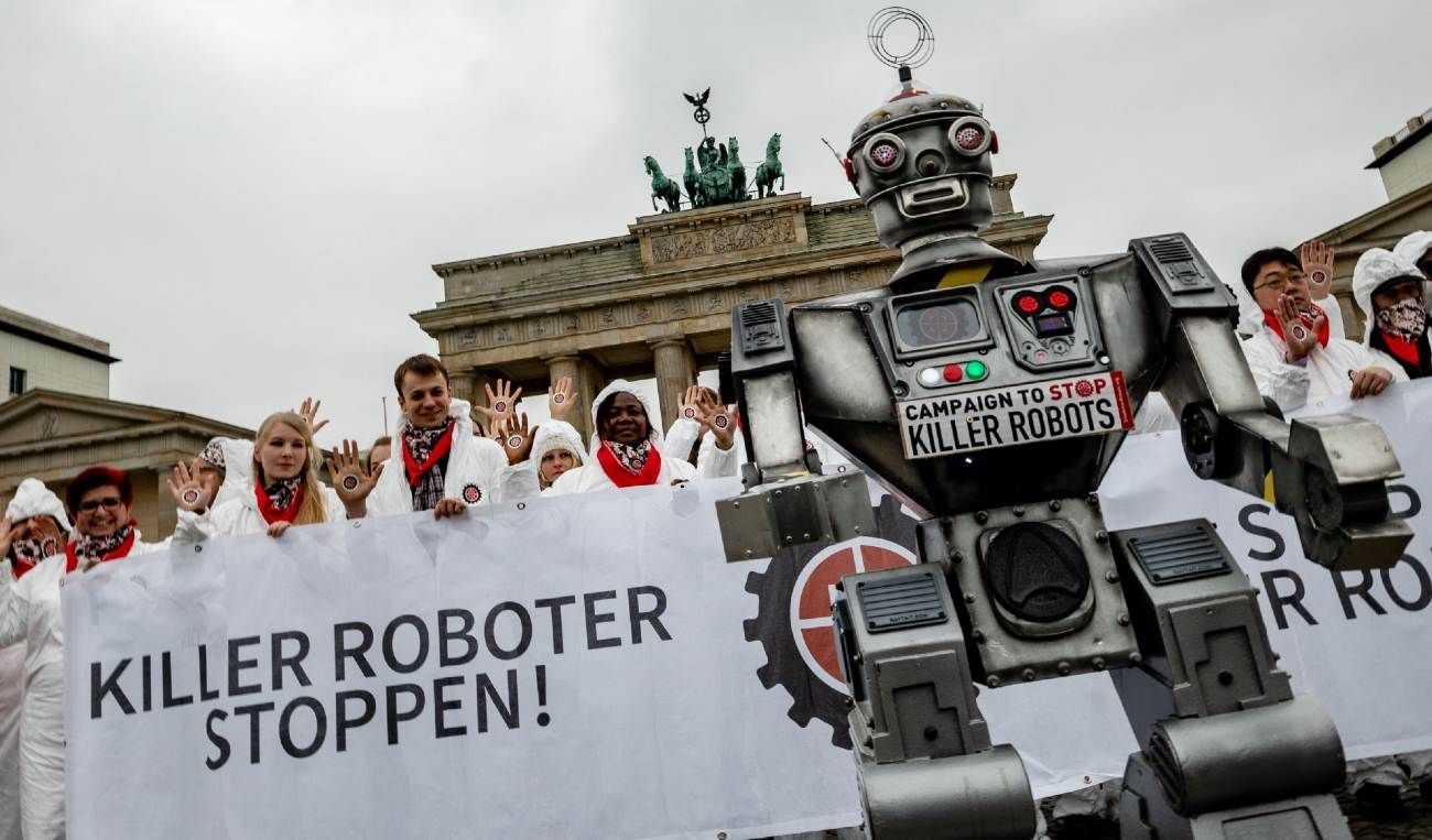 Protesta en Berlín contra los robots para uso militar. (Reuters)