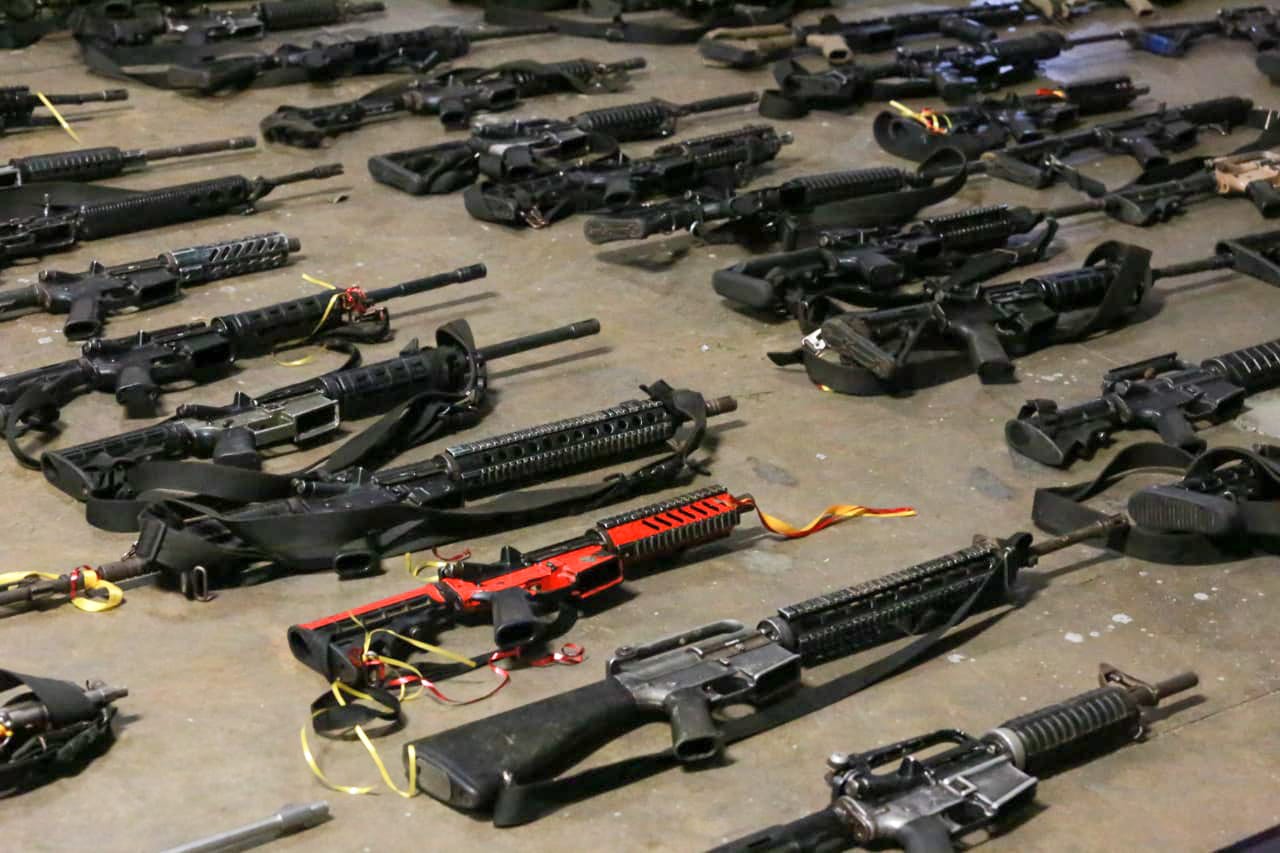 Luego de la detención de los presuntos integrantes de Pueblos Unidos, algunos elementos de la Guardia Nacional (GN) fueron retenidos por comuneros asociados al grupo delincuencial (Foto: SSP Michoacán)