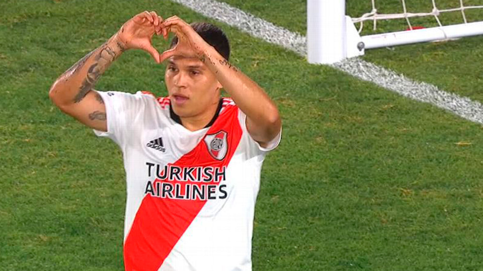 Video: Juanfer Quintero anota el primer gol en su regreso a River Plate