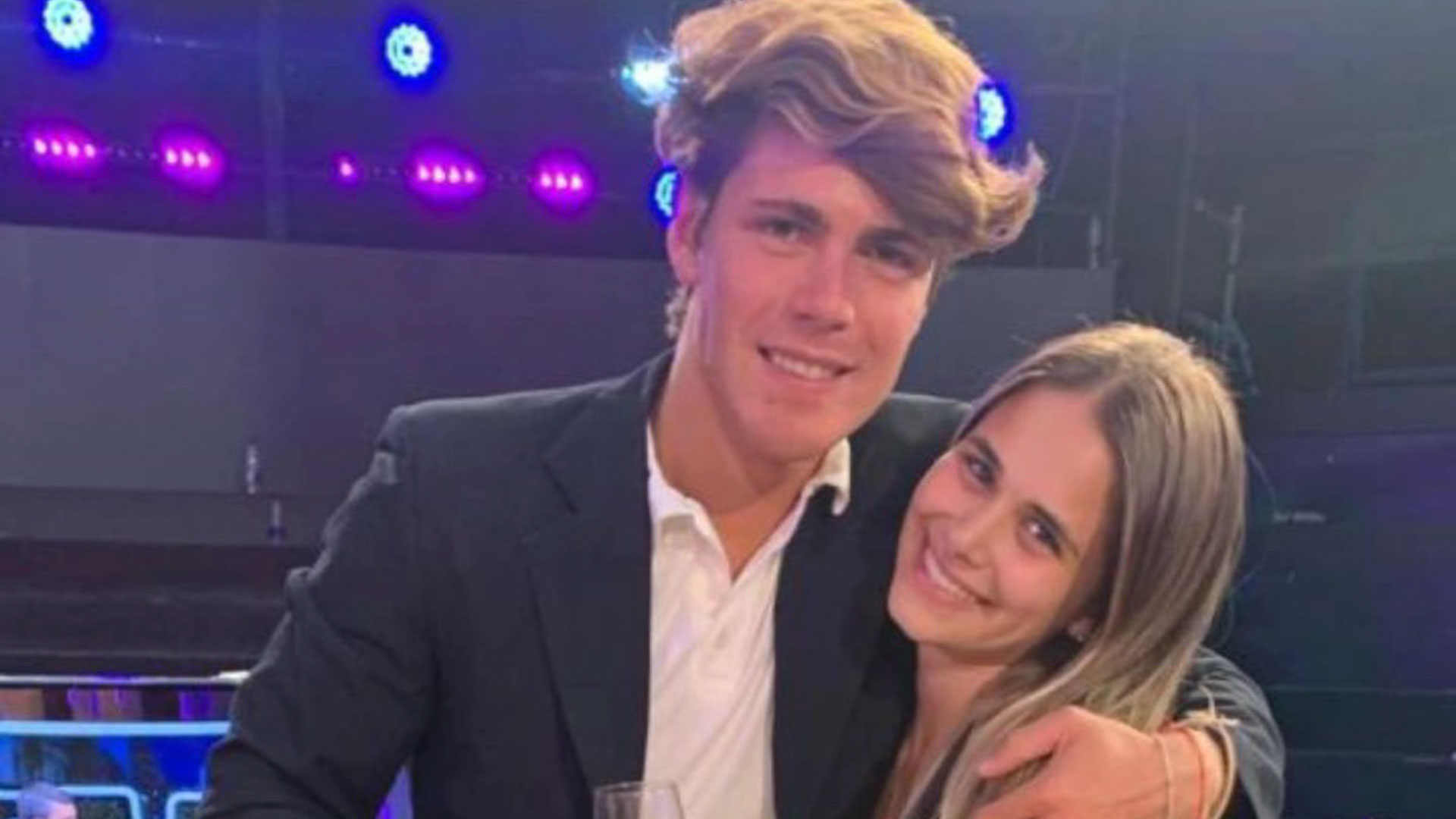 Facundo Arana Y Griselda Siciliani Hacen El Amor En Farsantes Infobae