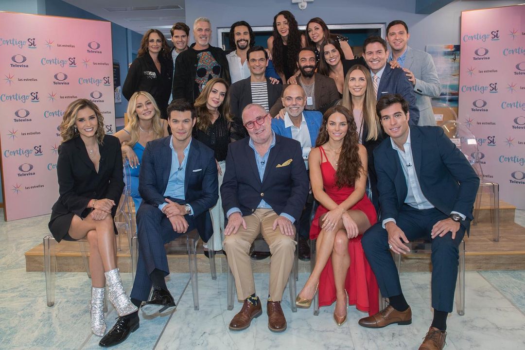 Parte del elenco de la telenovela "Contigo Sí"(Foto: Instagram/@contigosimx)