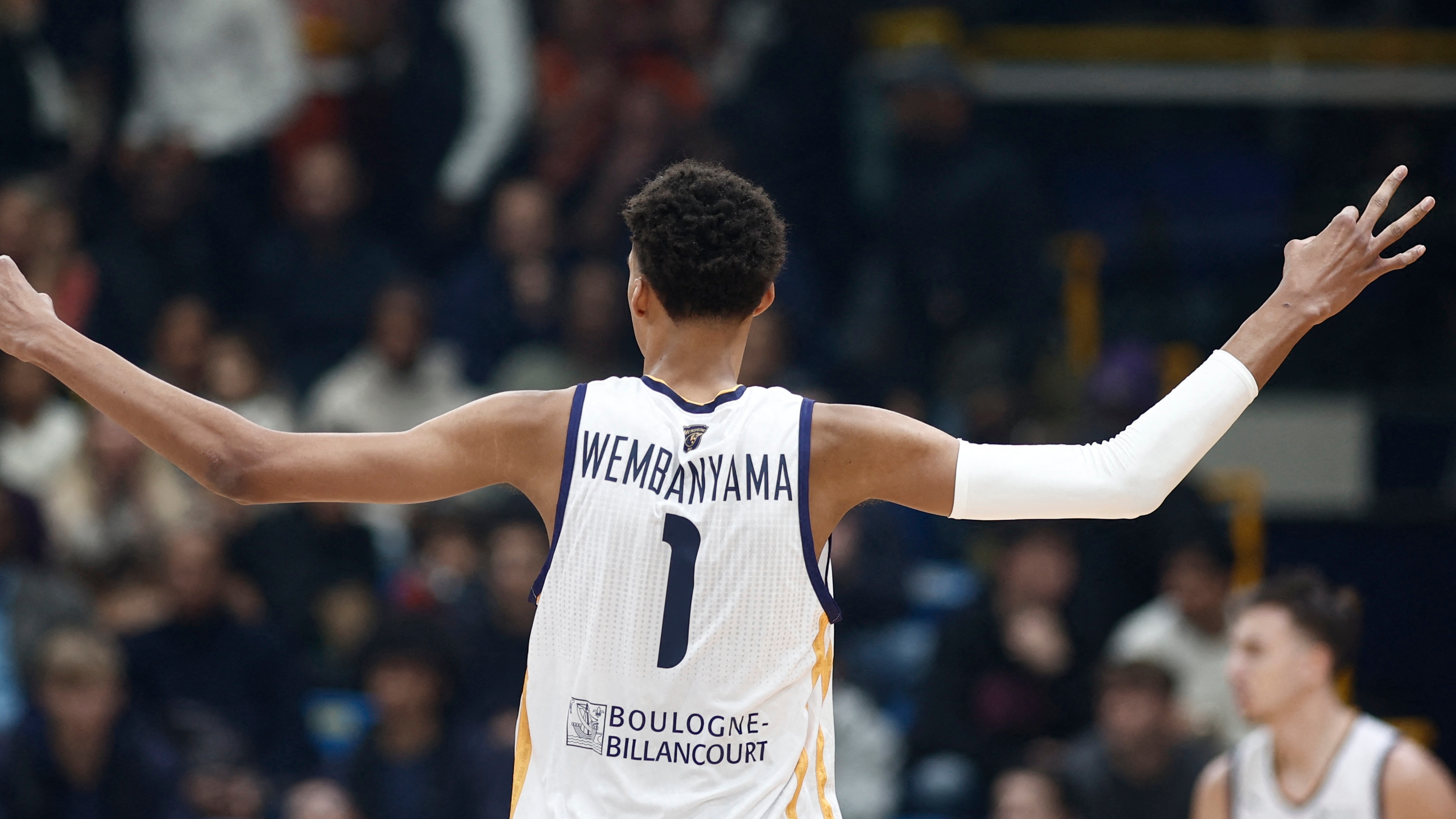 Basketball - Victor Wembanyama in action during the match between Boulogne-Levallois vs Monaco - Palais des sports Marcel-Cerdan, Levallois-Perret, France - December 11, 2022 Boulogne-Levallois' Victor Wembanyama during the match REUTERS/Benoit Tessier