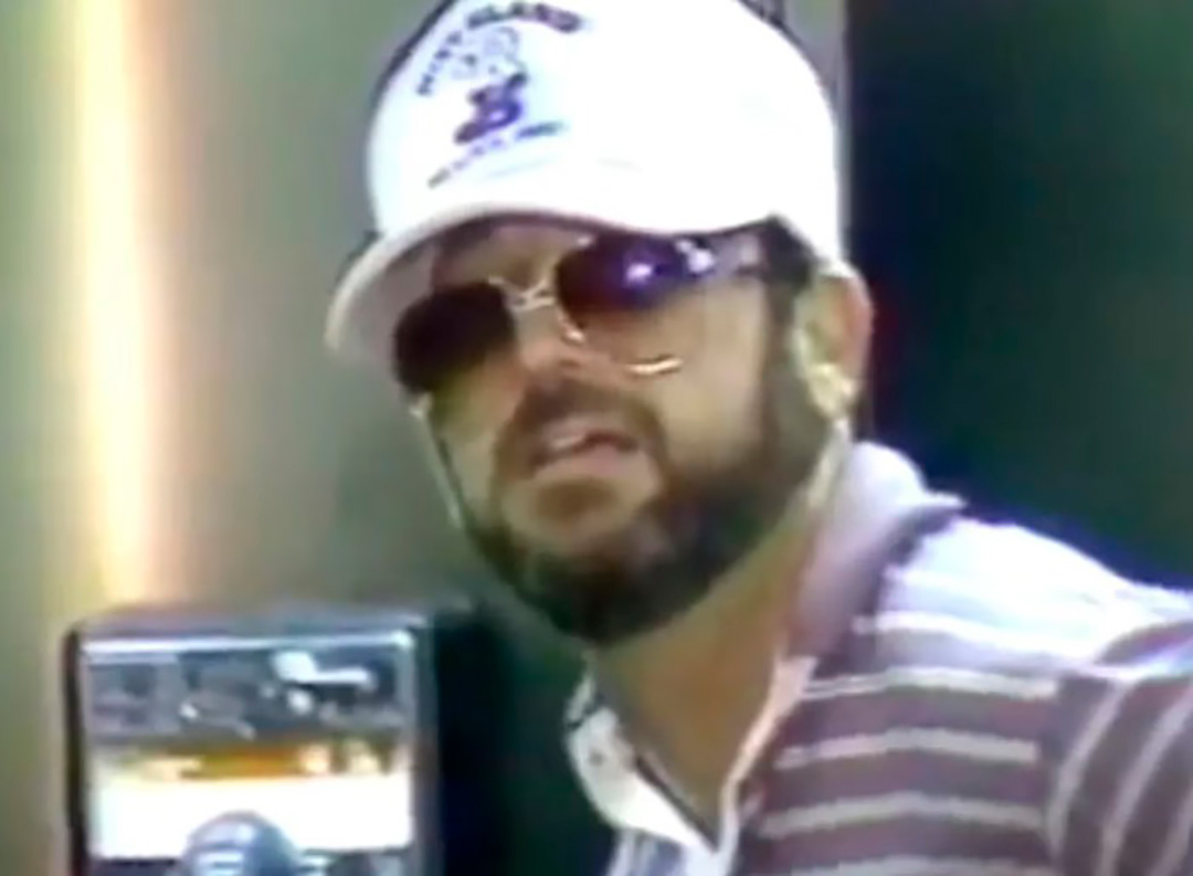El gesto en primer plano de Gary antes de disparar sobre el abusador de su hijo (captura de tv)