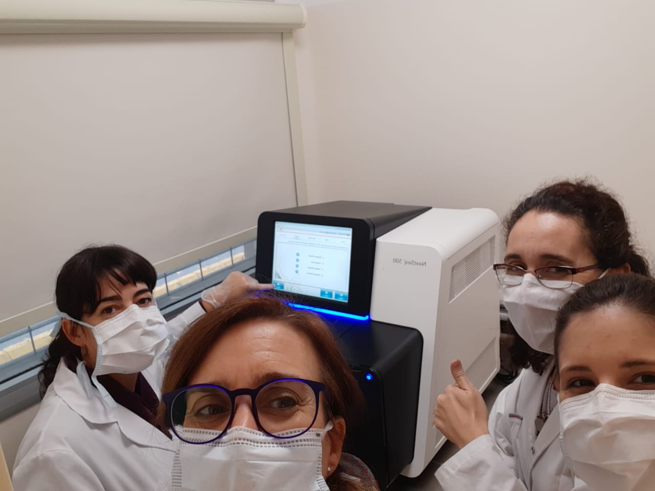 Mariana Viegas y Mercedes Soledad Nabaes Jodar, investigadoras del laboratorio de virología del Hospital de Niños Ricardo Gutiérrez (cortesía)