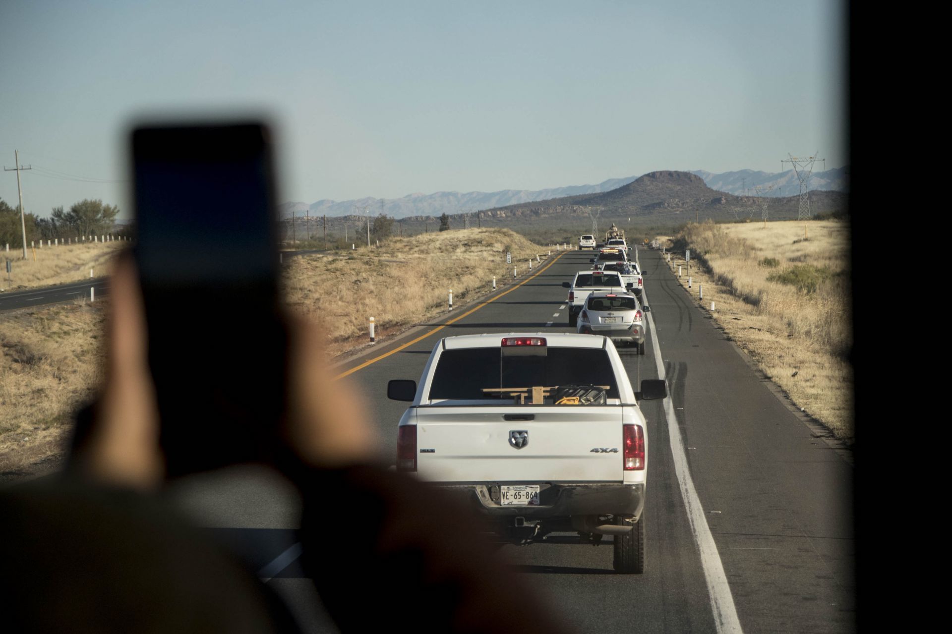 Los caminos estatales y federales son utilizados por el narco para moverse a todo lo largo y ancho del estado. (Imagen referencial. Foto: Cuartoscuro)