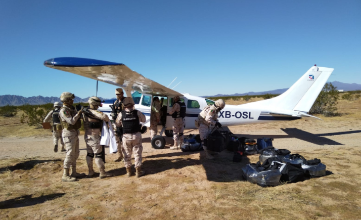 Golpe al Cártel de Sinaloa: Sedena aseguró 338 kilos de drogas duras mediante operativo aéreo en Sonora