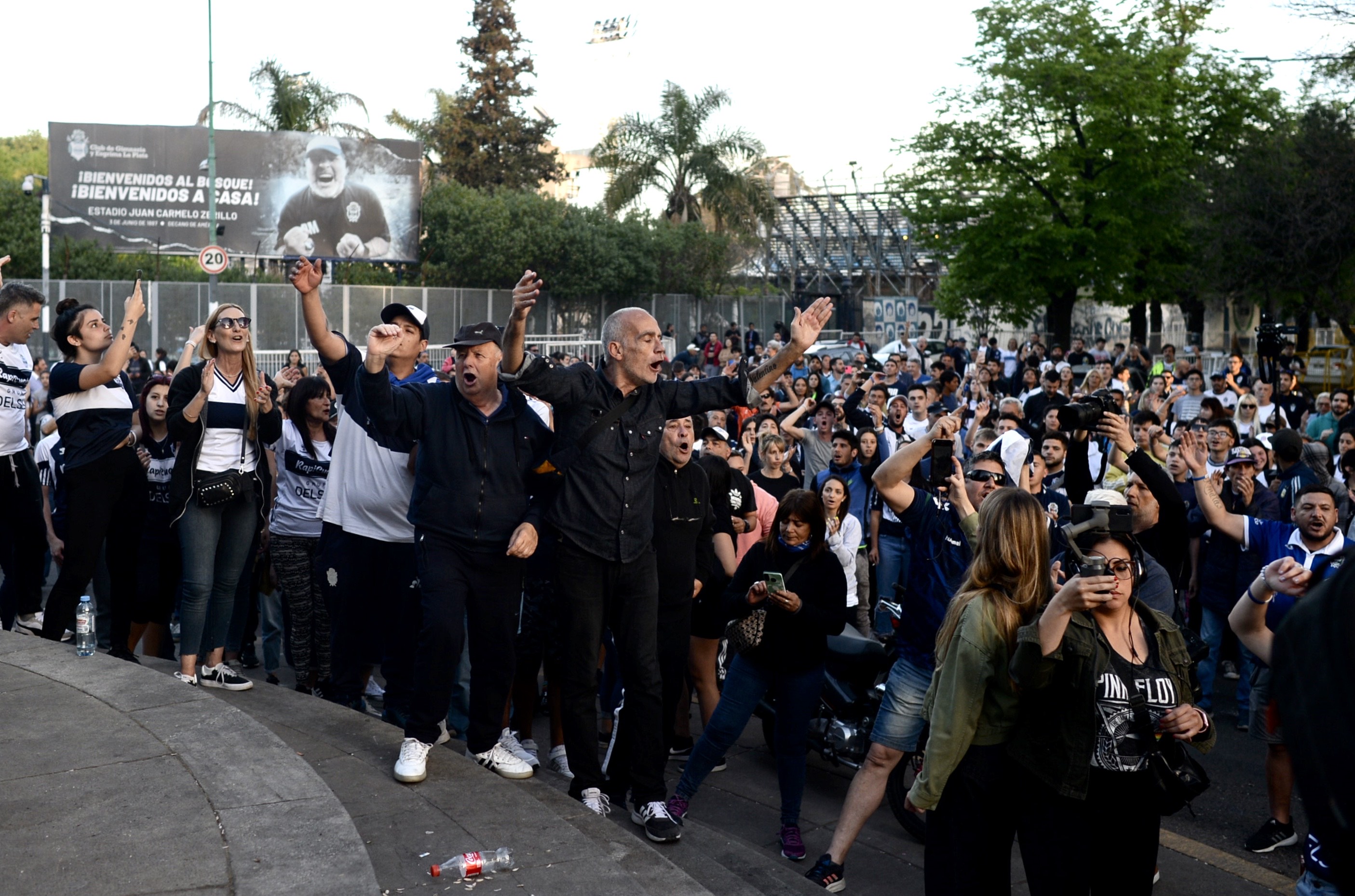 11 fotos de la marcha de hinchas de Gimnasia para pedir justicia por la muerte de César Regueiro
