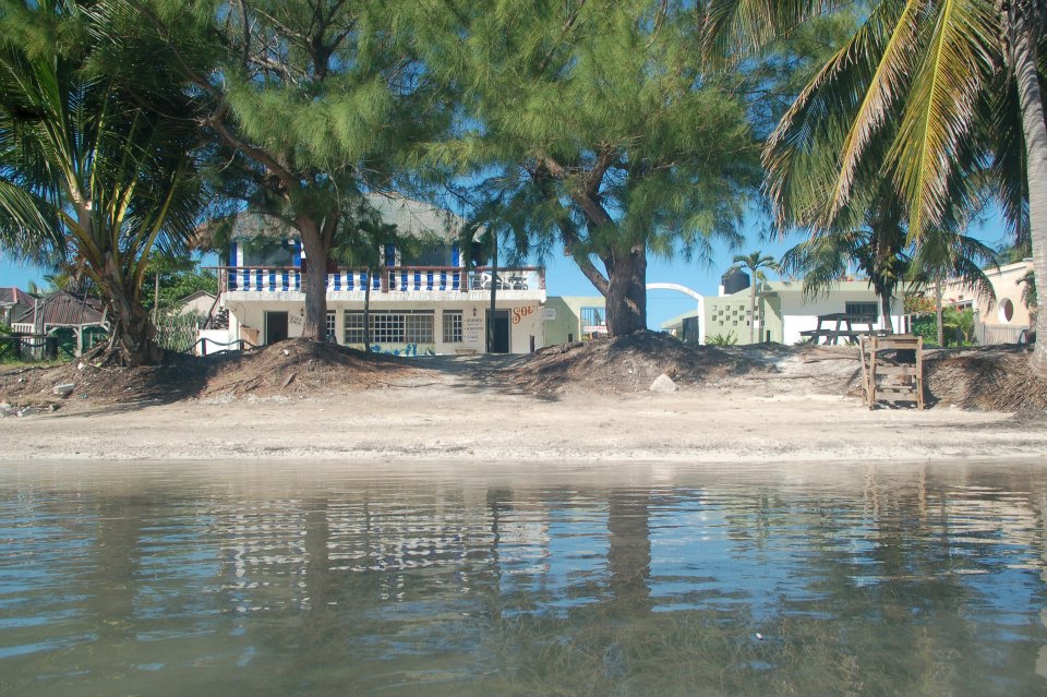 Un restaurante de la comunidad de Xcalak, Quintana Roo