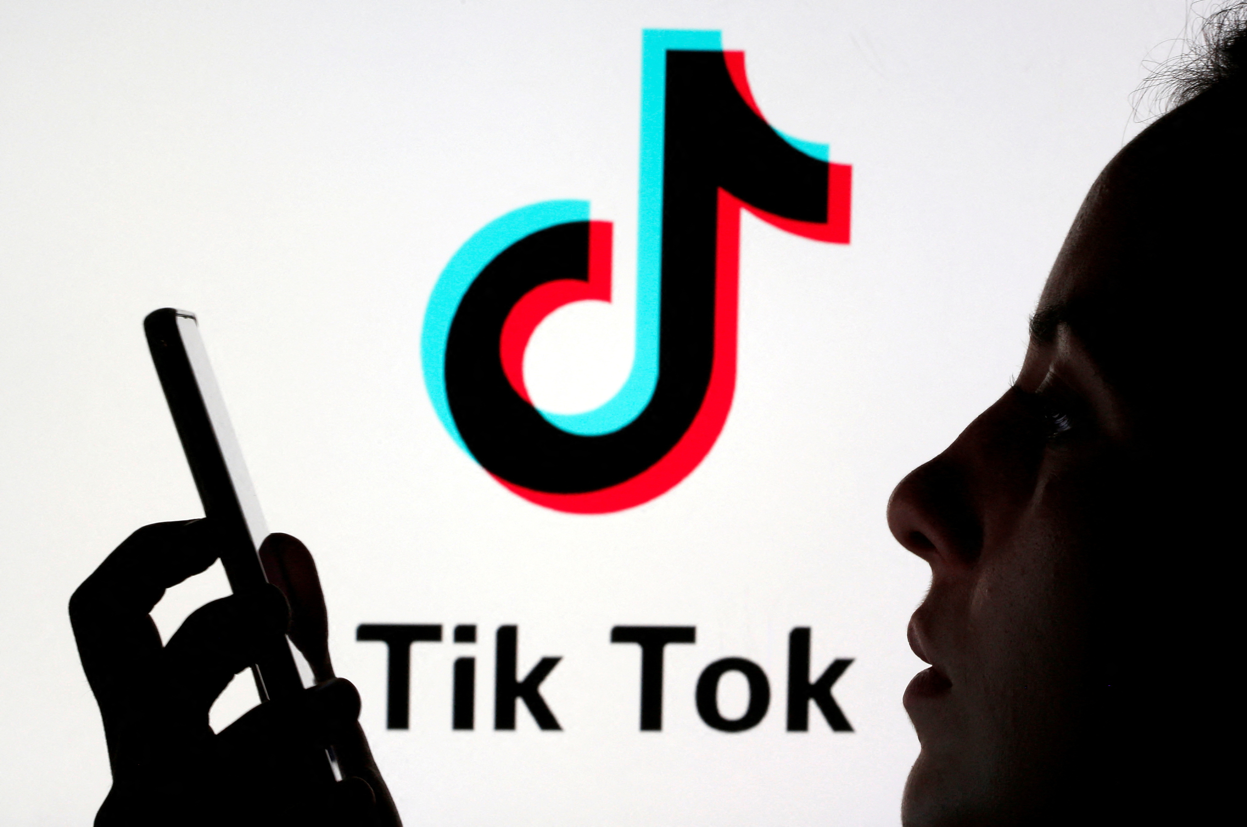 Canadá prohibirá que los empleados federales utilicen TikTok en sus teléfonos celulares oficiales